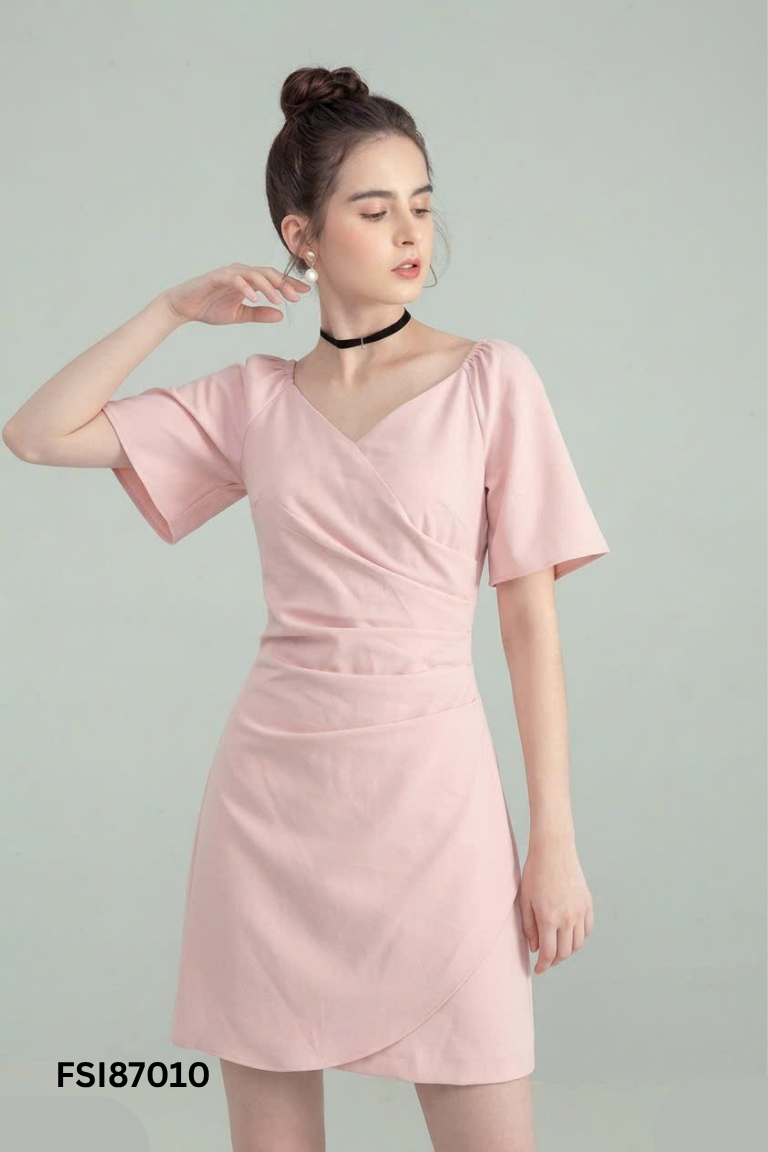 Váy be hồng trơn gấp ly eo