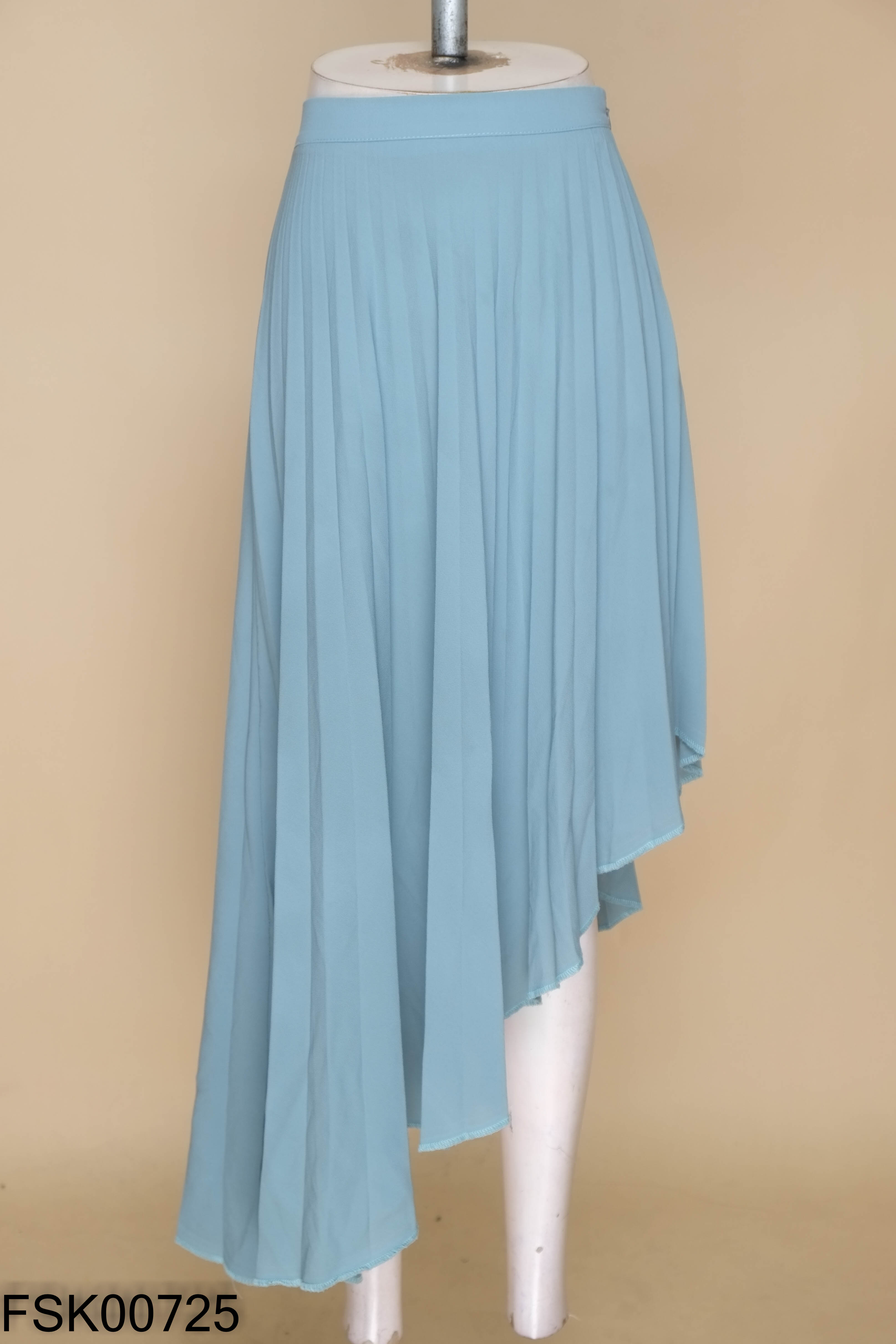Chân váy BOOHOO xanh xếp ly