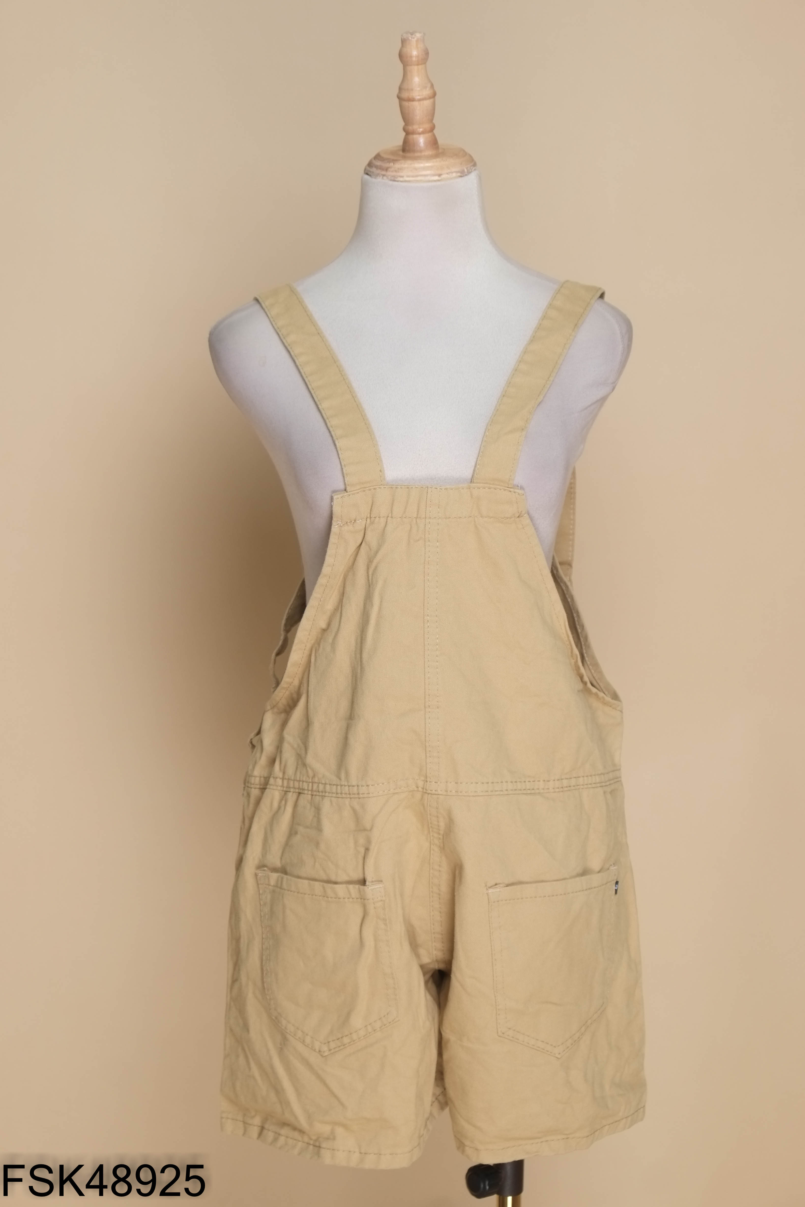 Quần shorts yếm be