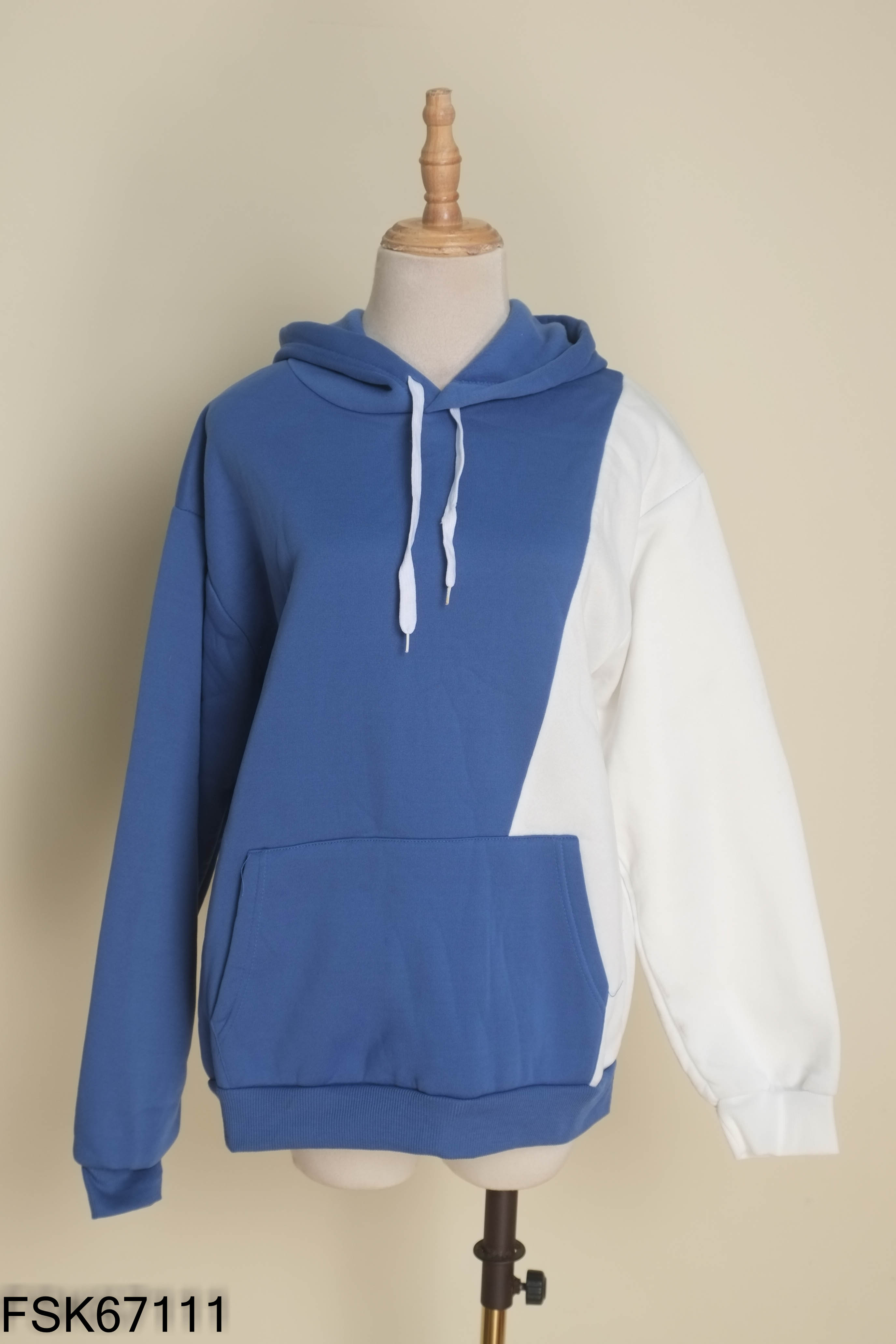 Áo hoodie xanh mix trắng