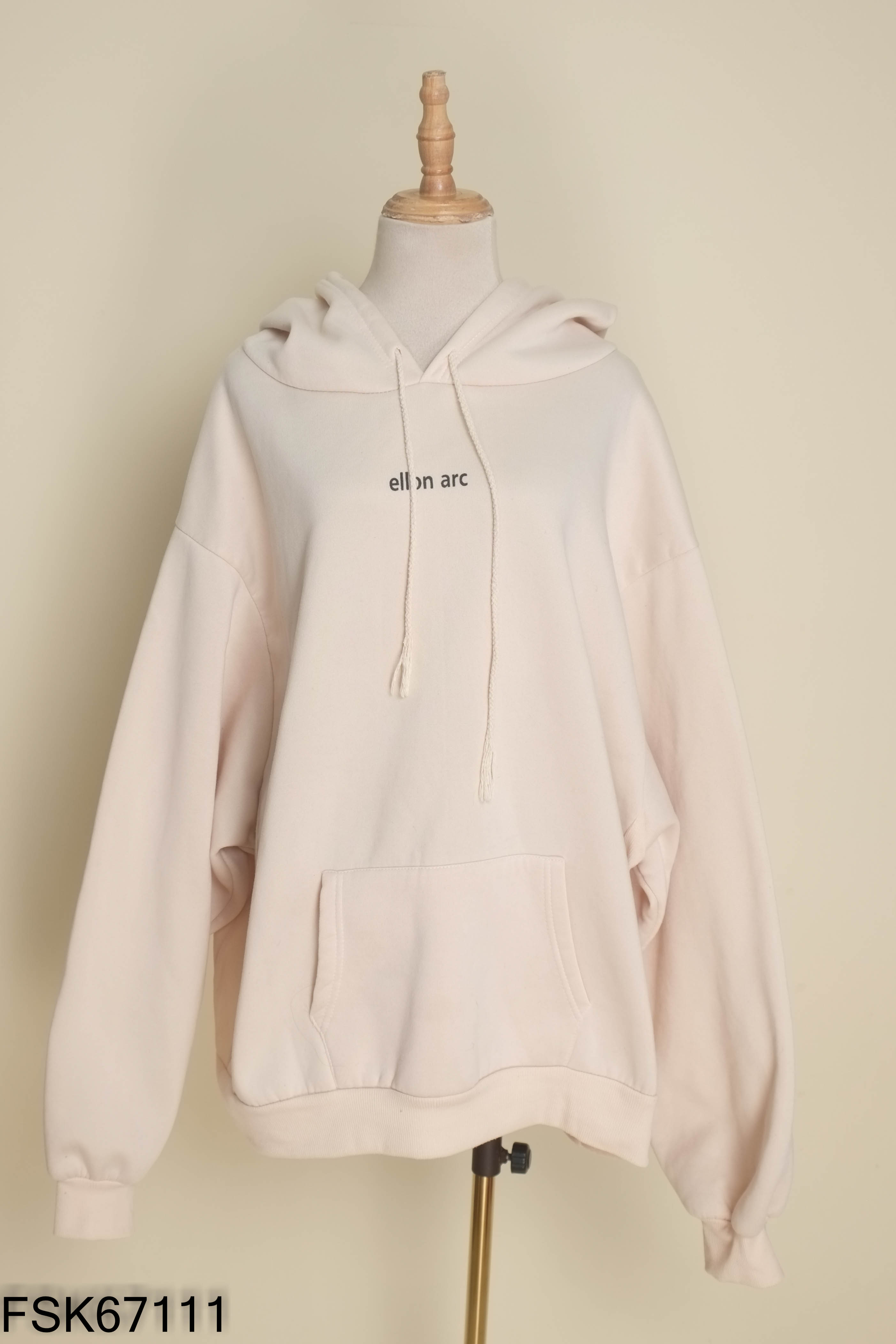 Áo hoodie kem in chữ