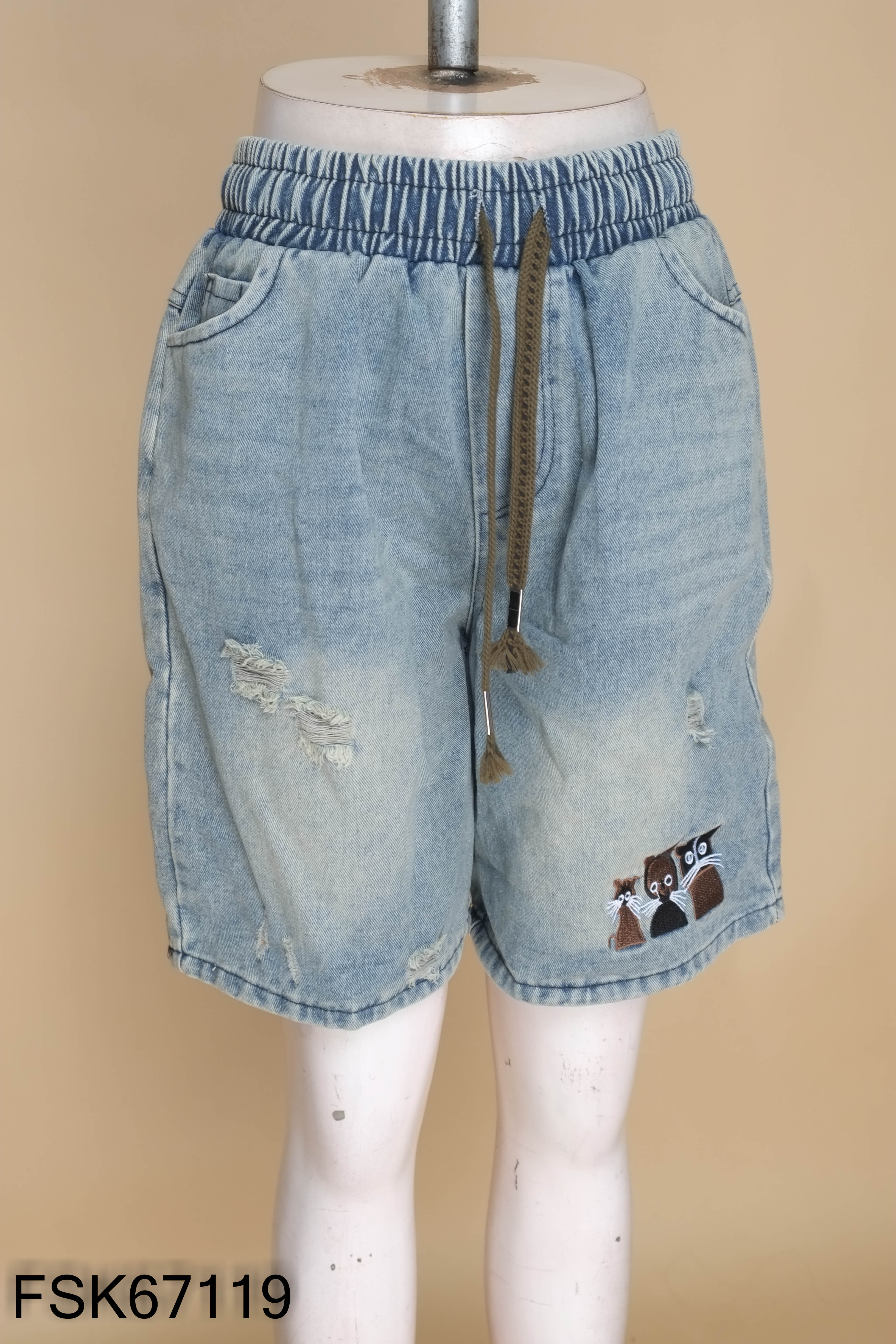 Quần shorts jeans xanh
