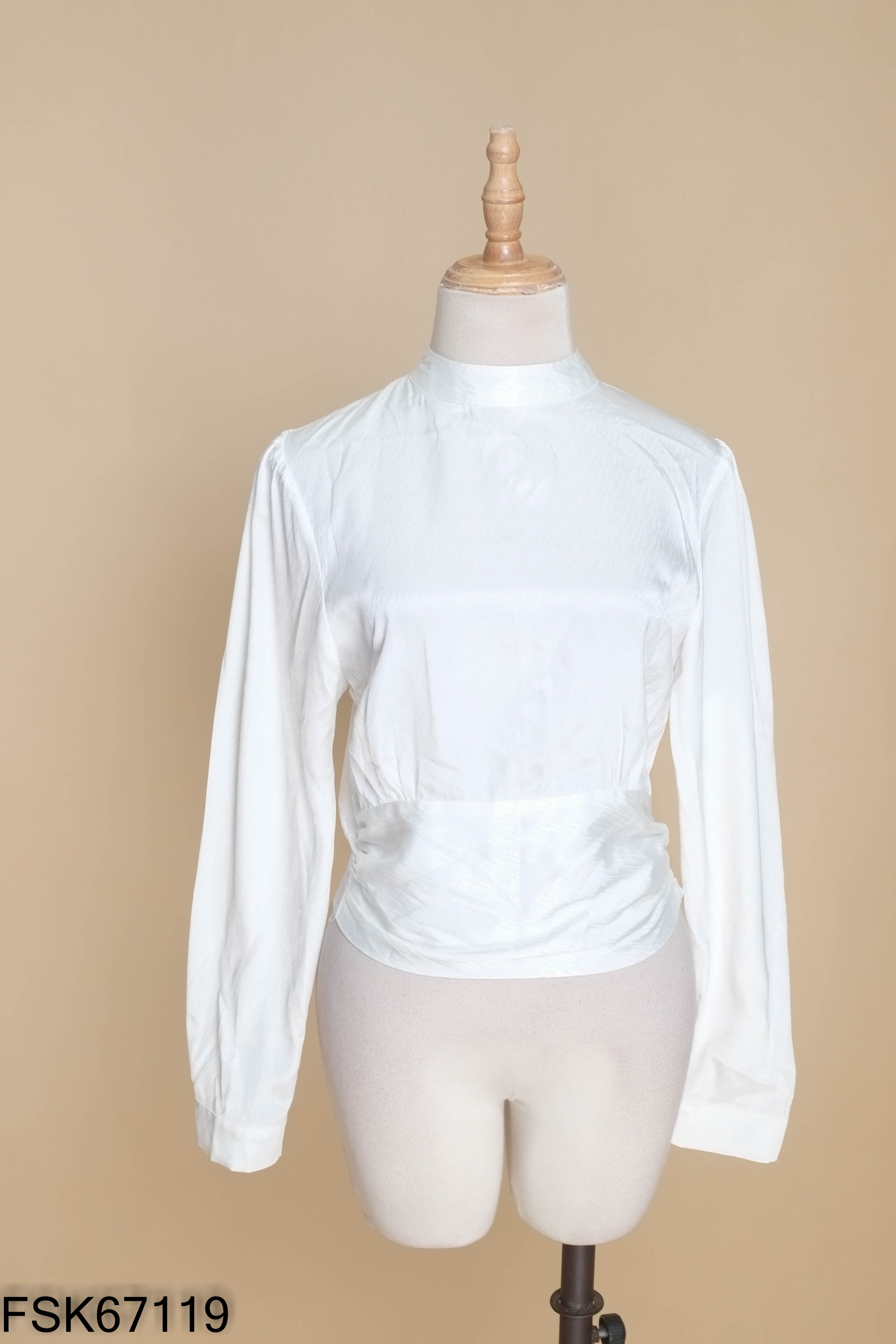 Áo PIQUE WOMEN trắng dáng ngắn