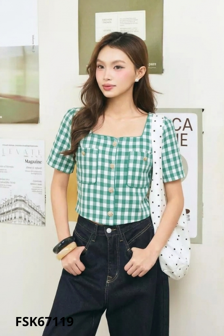 Áo xanh kẻ caro cúc vàng
