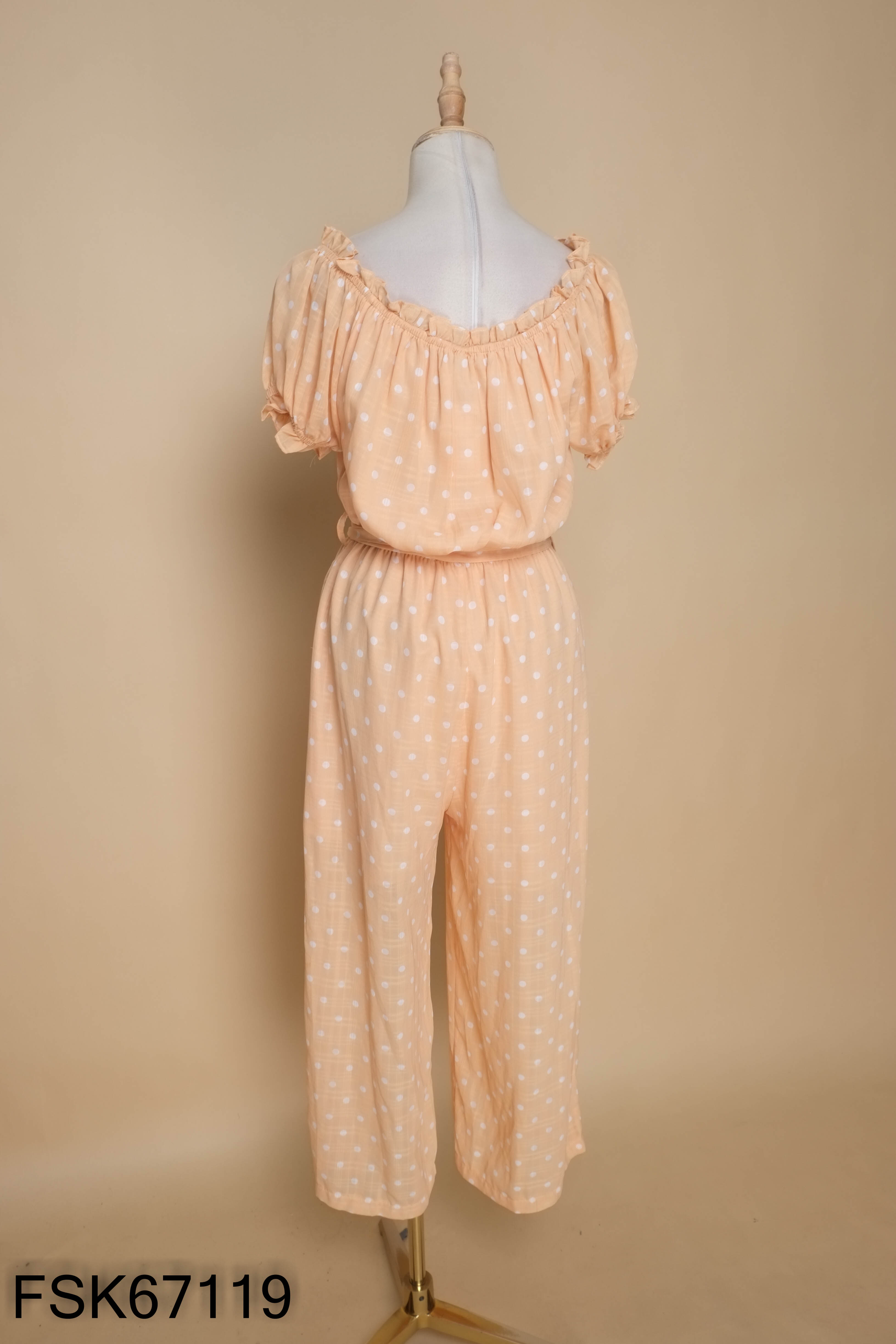 Jumpsuit cam chấm bi