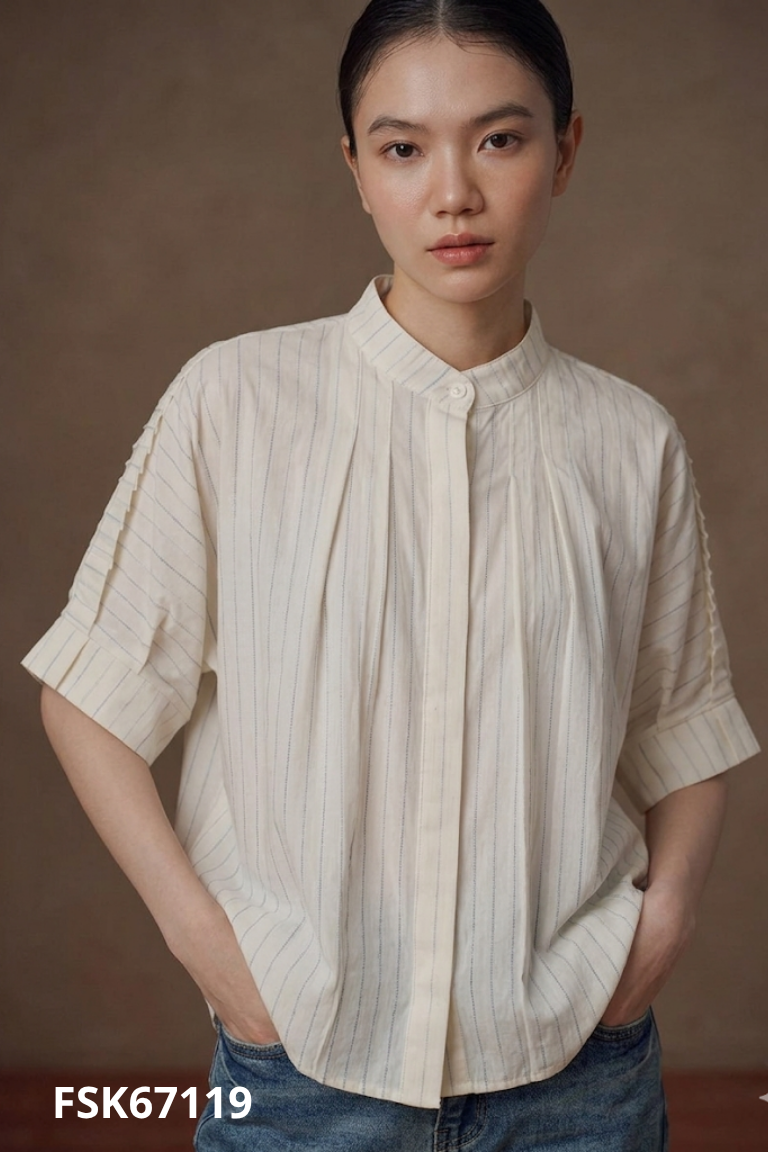Áo sơ mi be ren sọc trơn