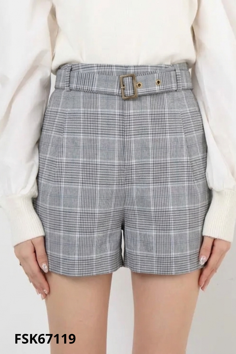 Quần shorts ghi kẻ LAGOGO