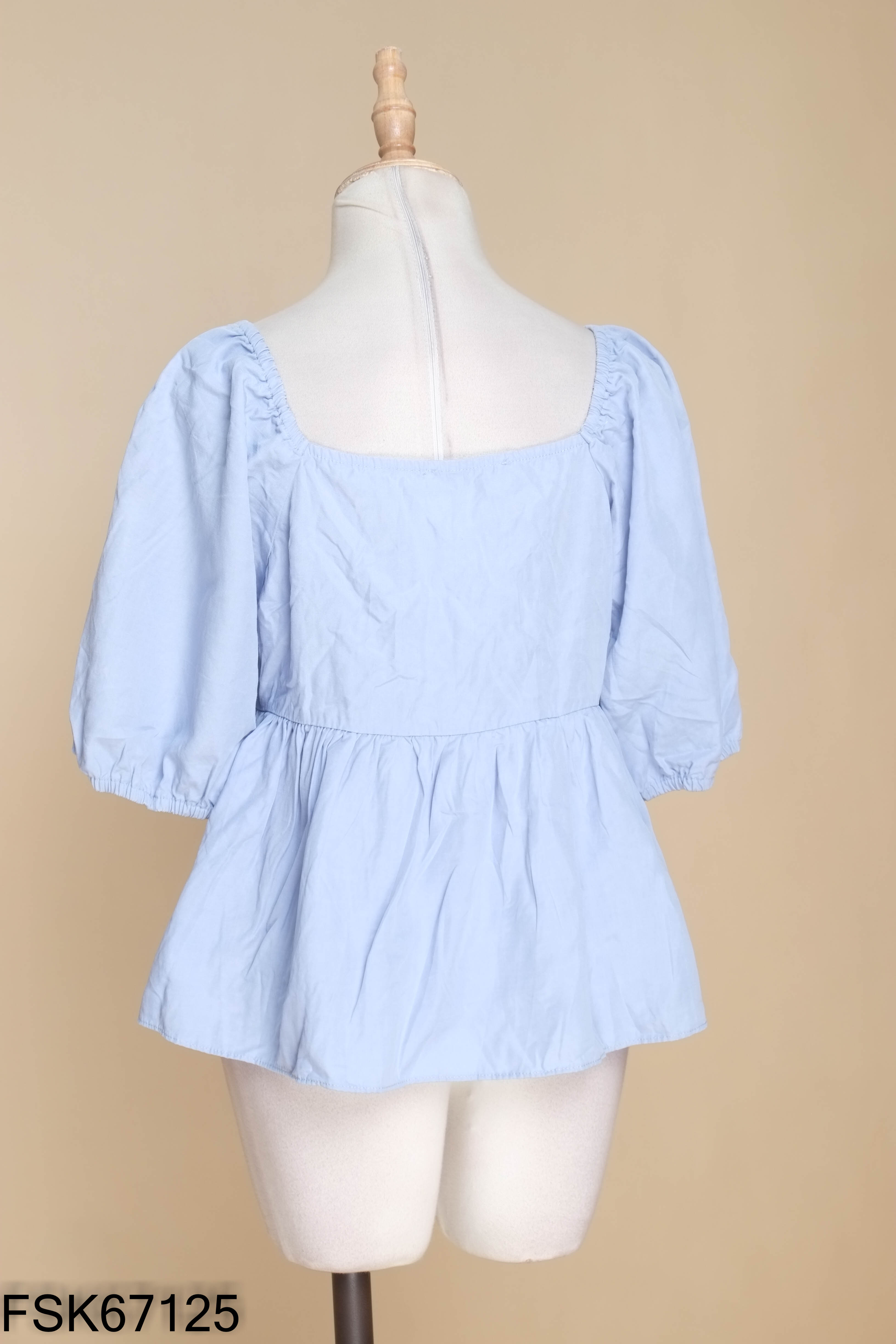 Áo xanh gấp ly tay phồng
