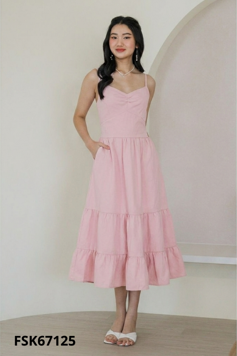 Váy hai dây hồng trơn