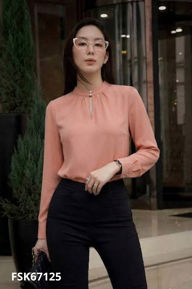 Áo hồng đất đính ngọc