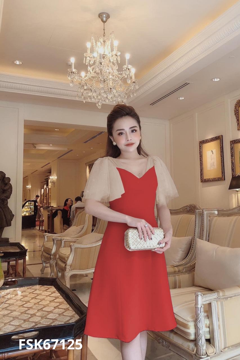 Váy ZYM'S HOUSE đỏ phối be