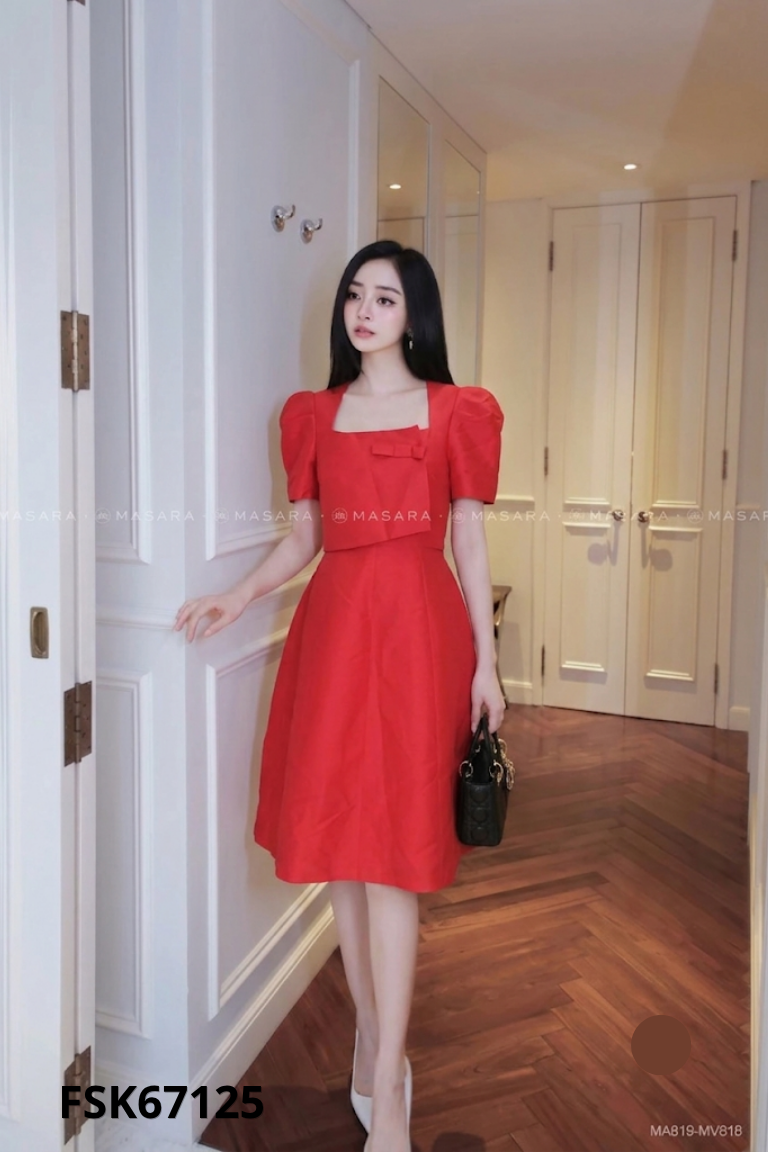 Váy MY STYLE đỏ cổ vuông
