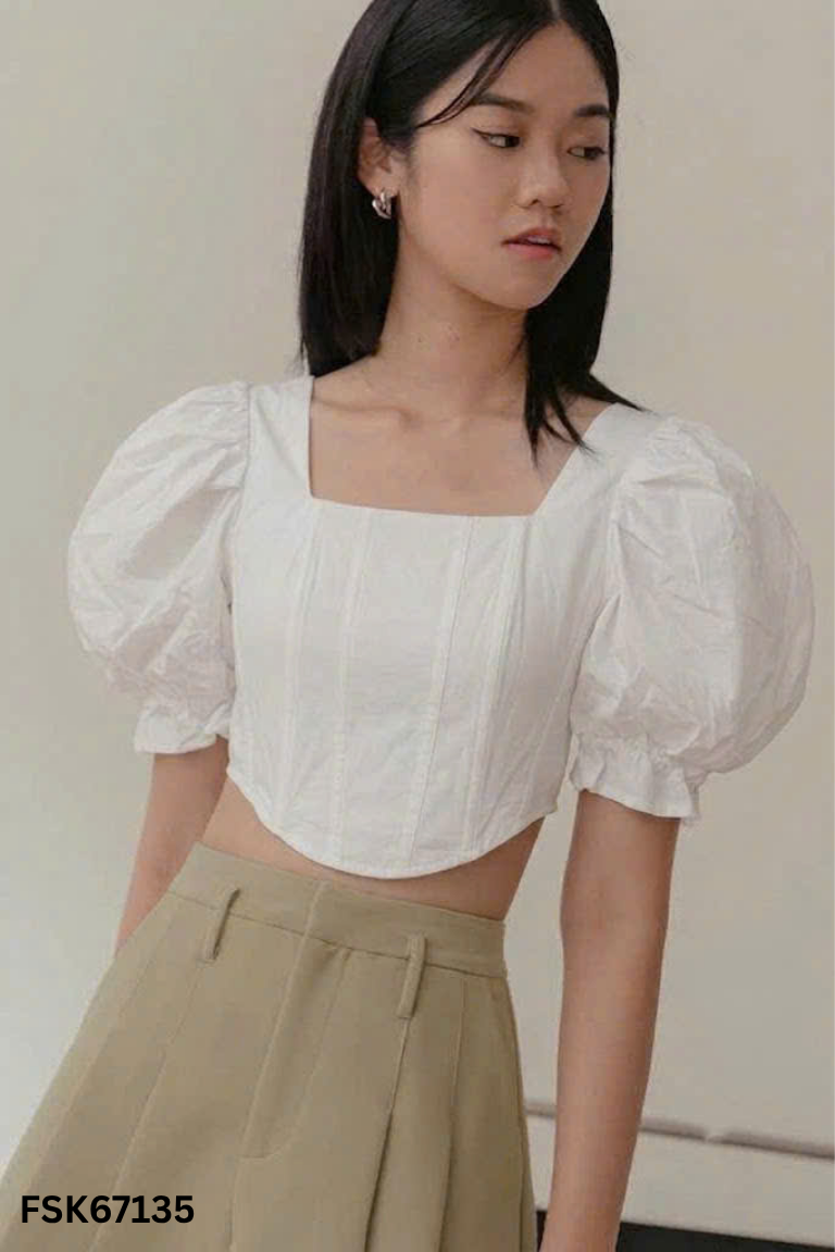 Áo trắng croptop tay bồng