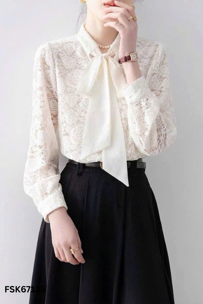 Áo trắng ren hoa dây thắt