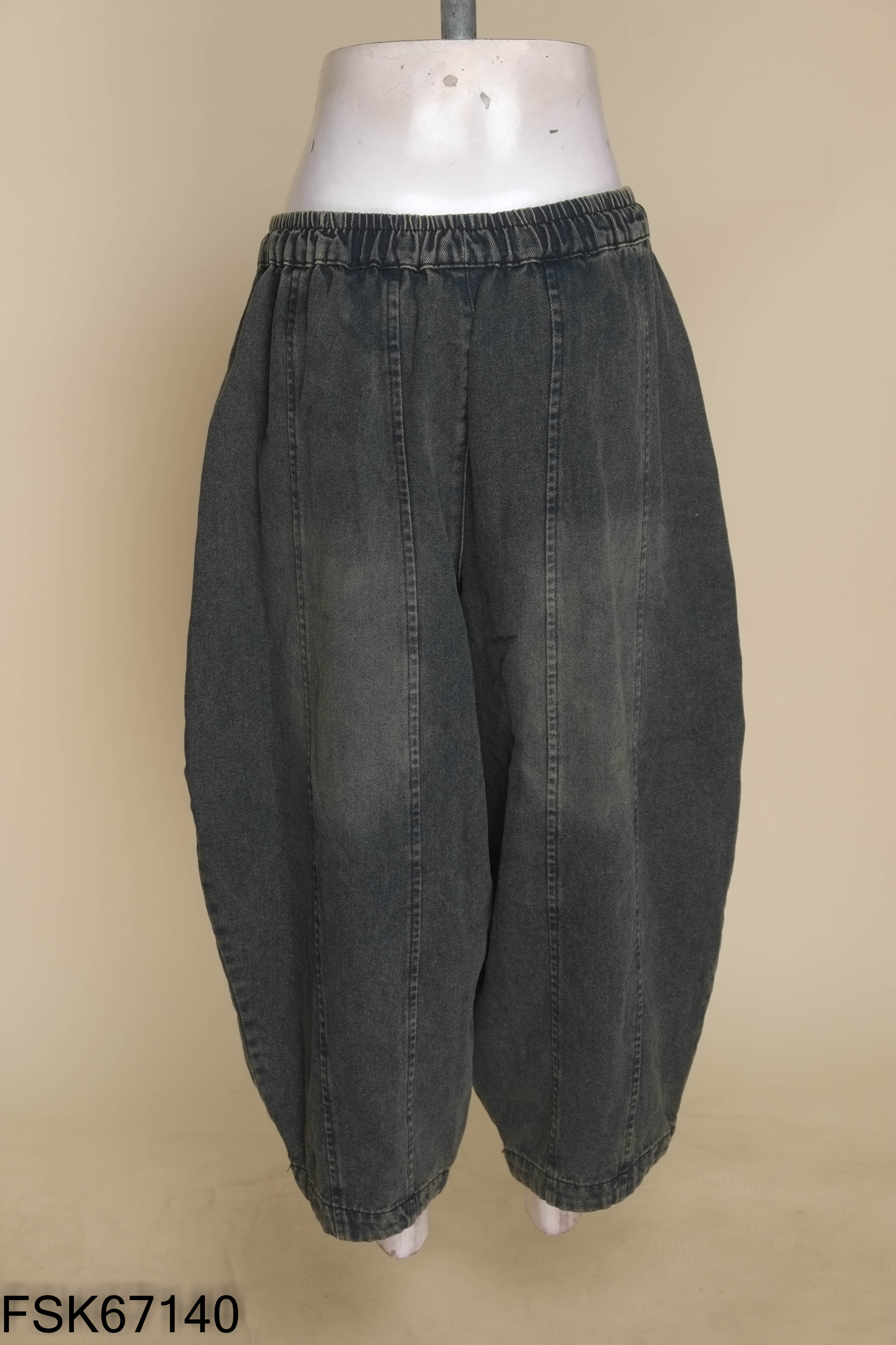 Quần jeans xám ghi ống rộng