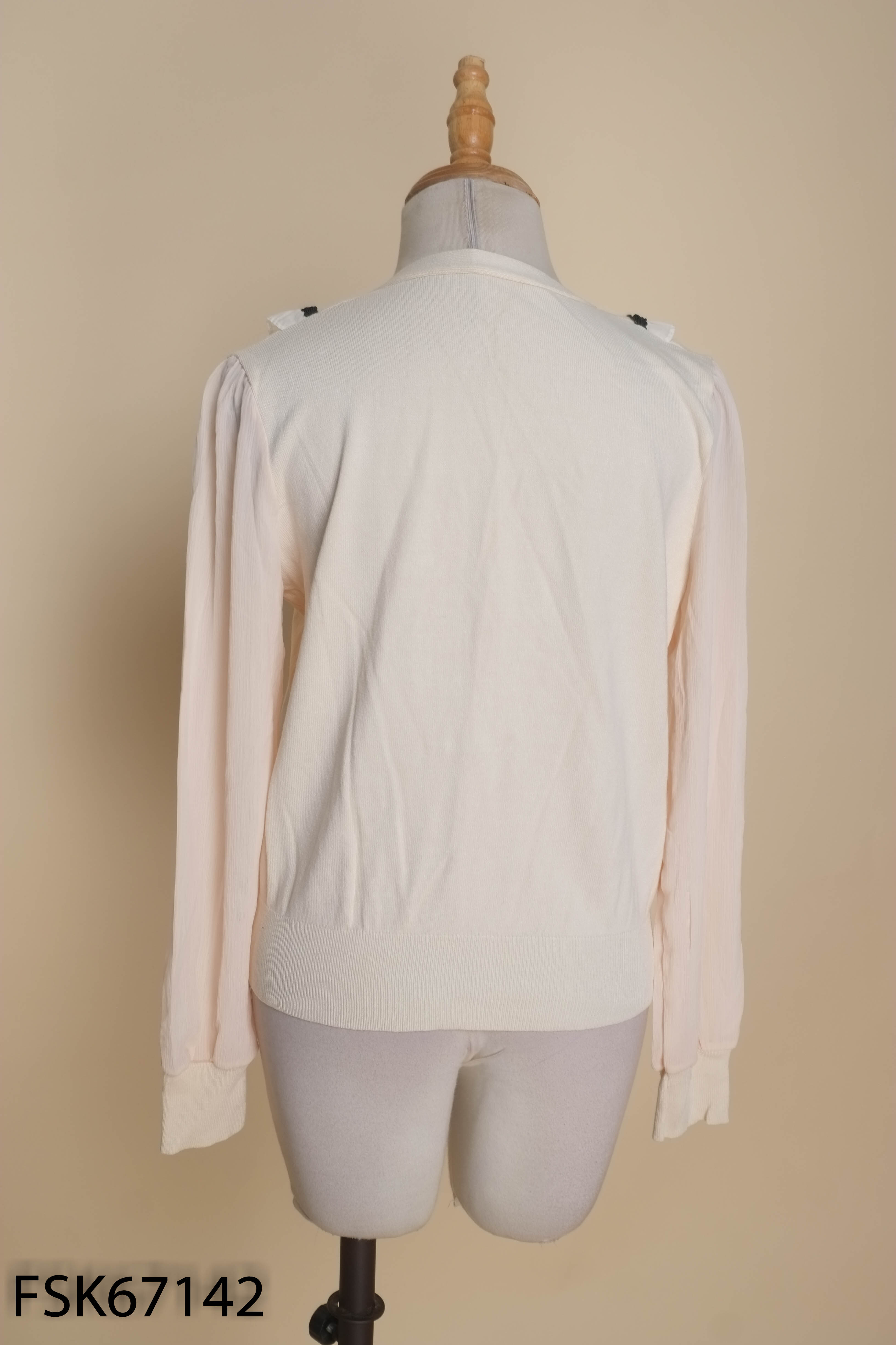 Cardigan len be cổ voan