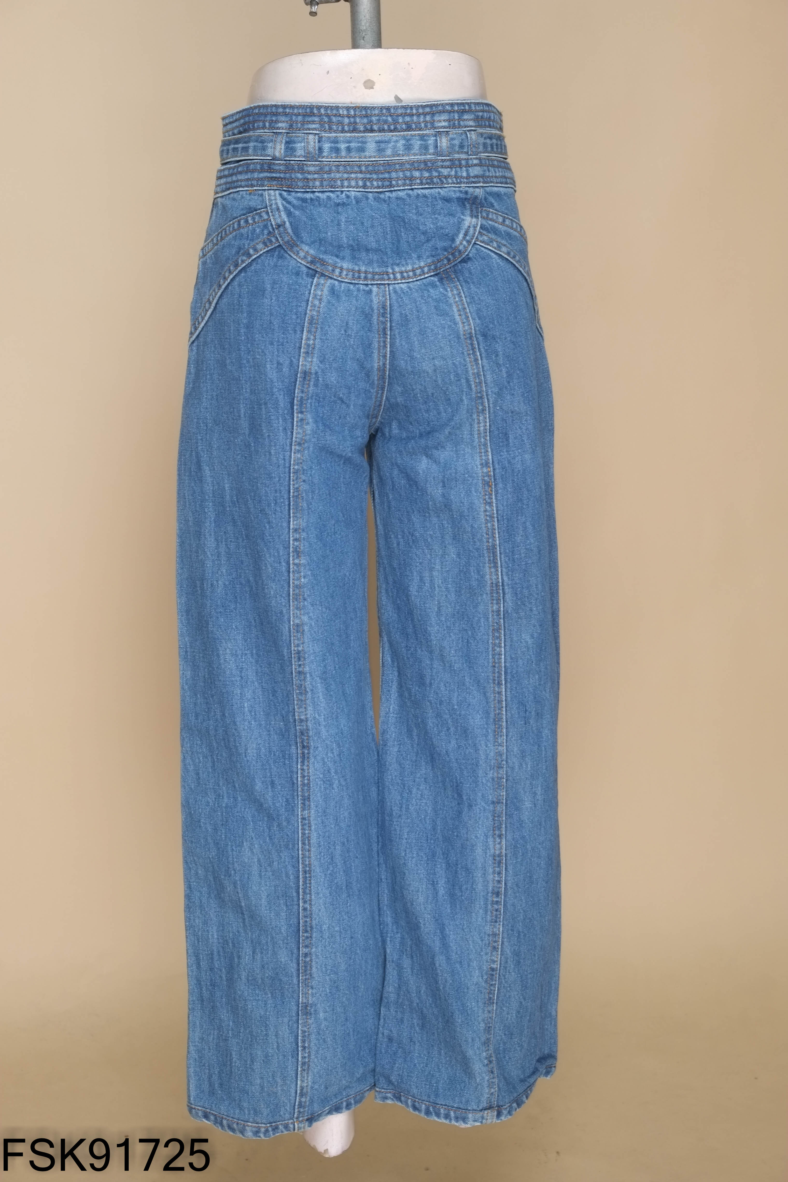 Quần jeans xanh suông ANGELYUE