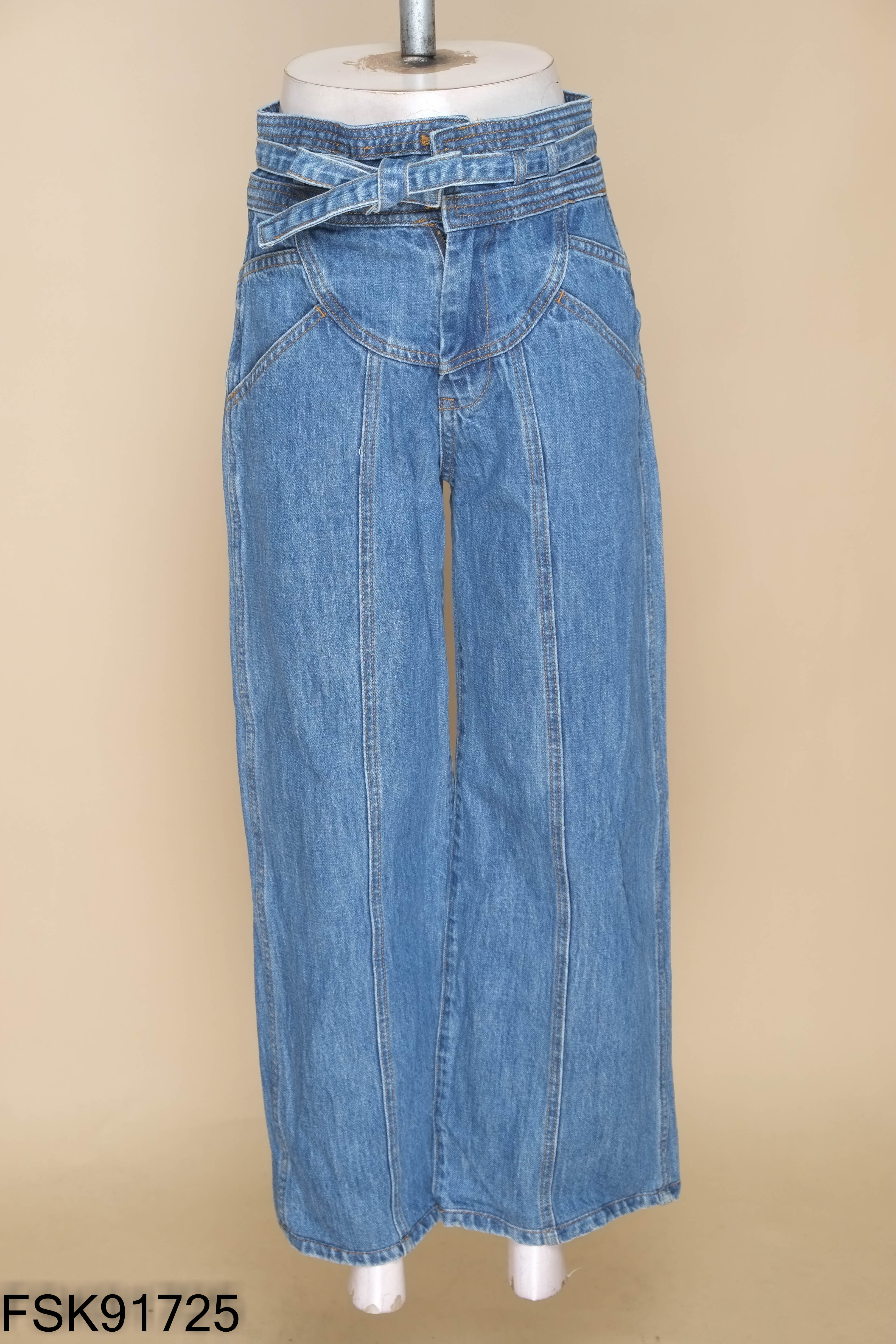 Quần jeans xanh suông ANGELYUE