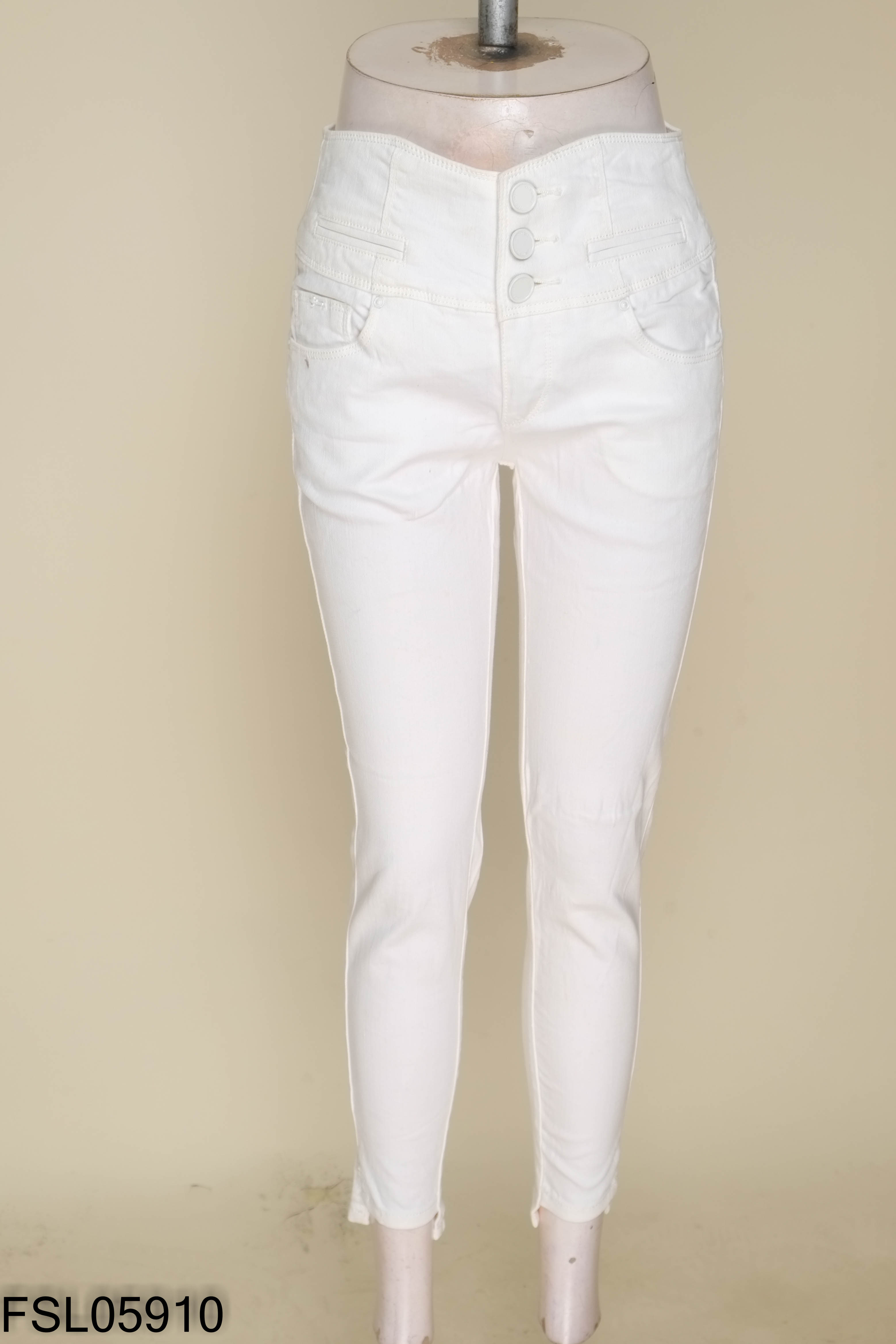 Quần jeans trắng bó