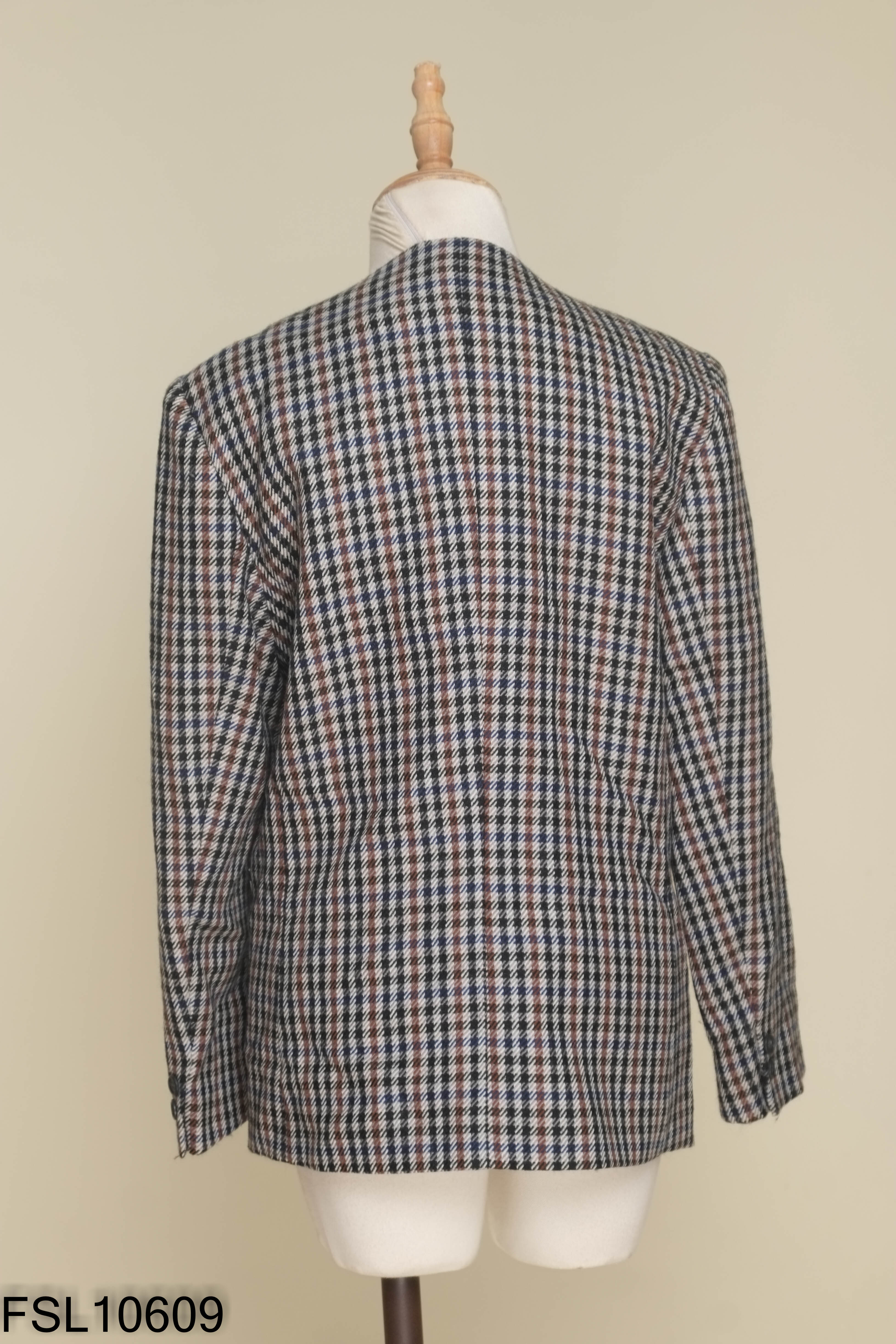 Áo khoác blazers đen kẻ