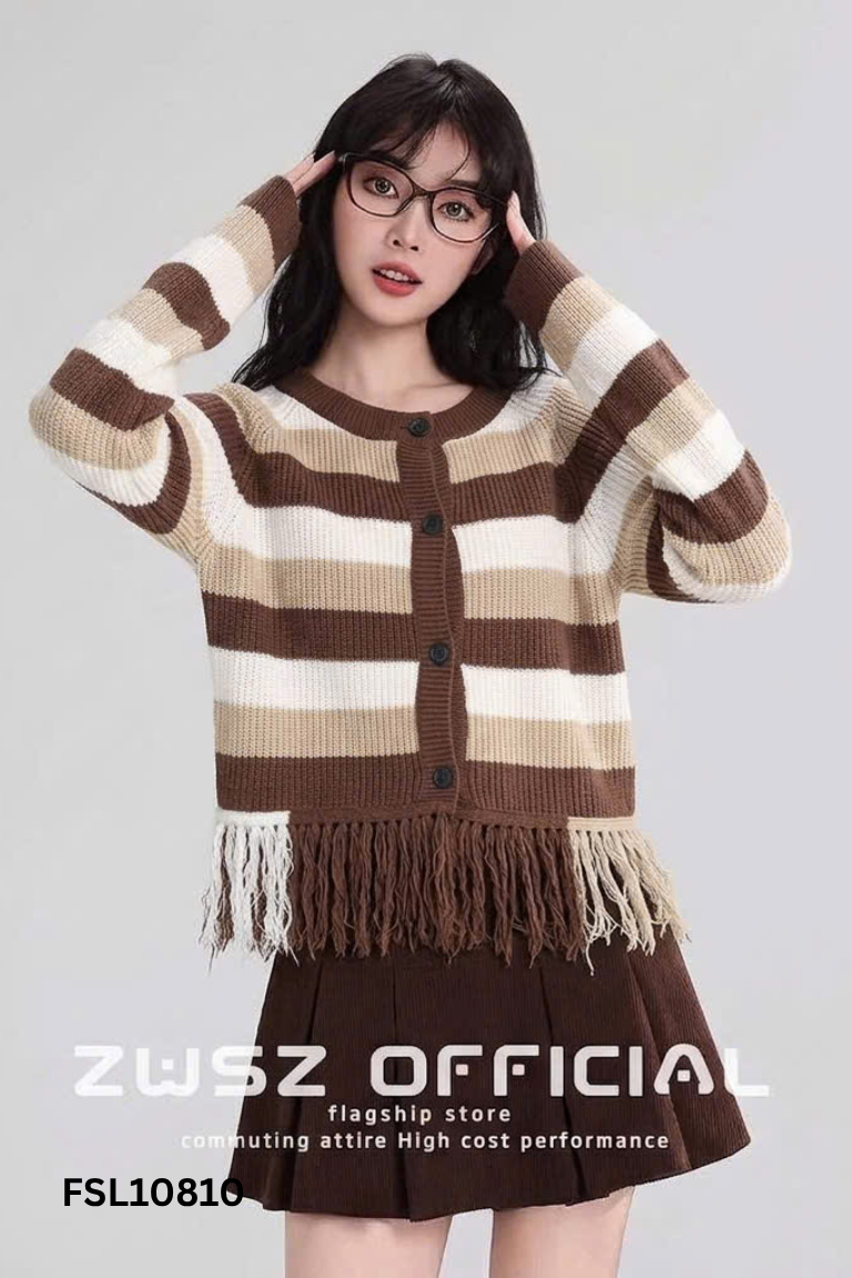 Áo len cardigan nâu kẻ tua rua