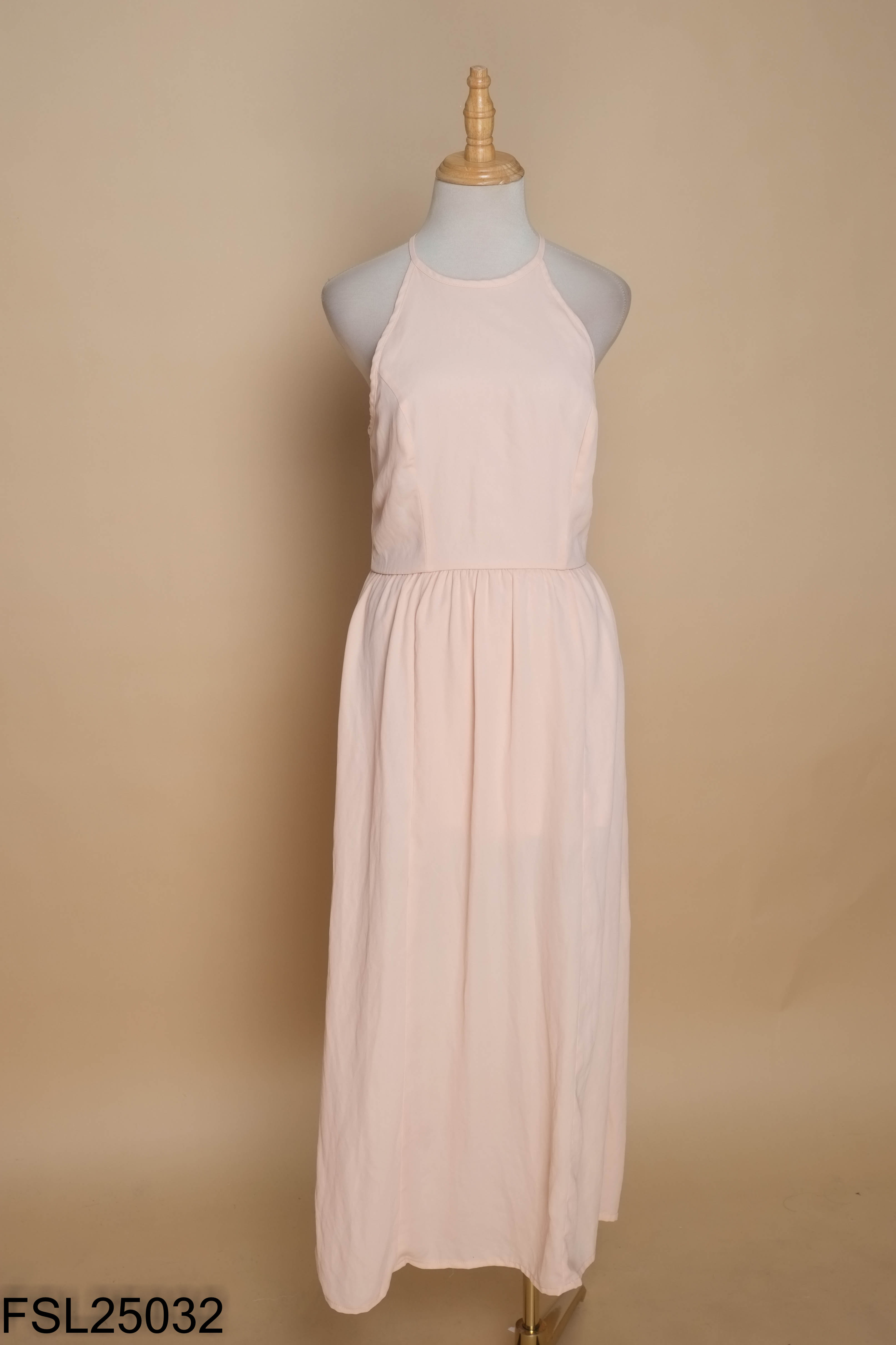 Váy yếm be FOREVER21 maxi