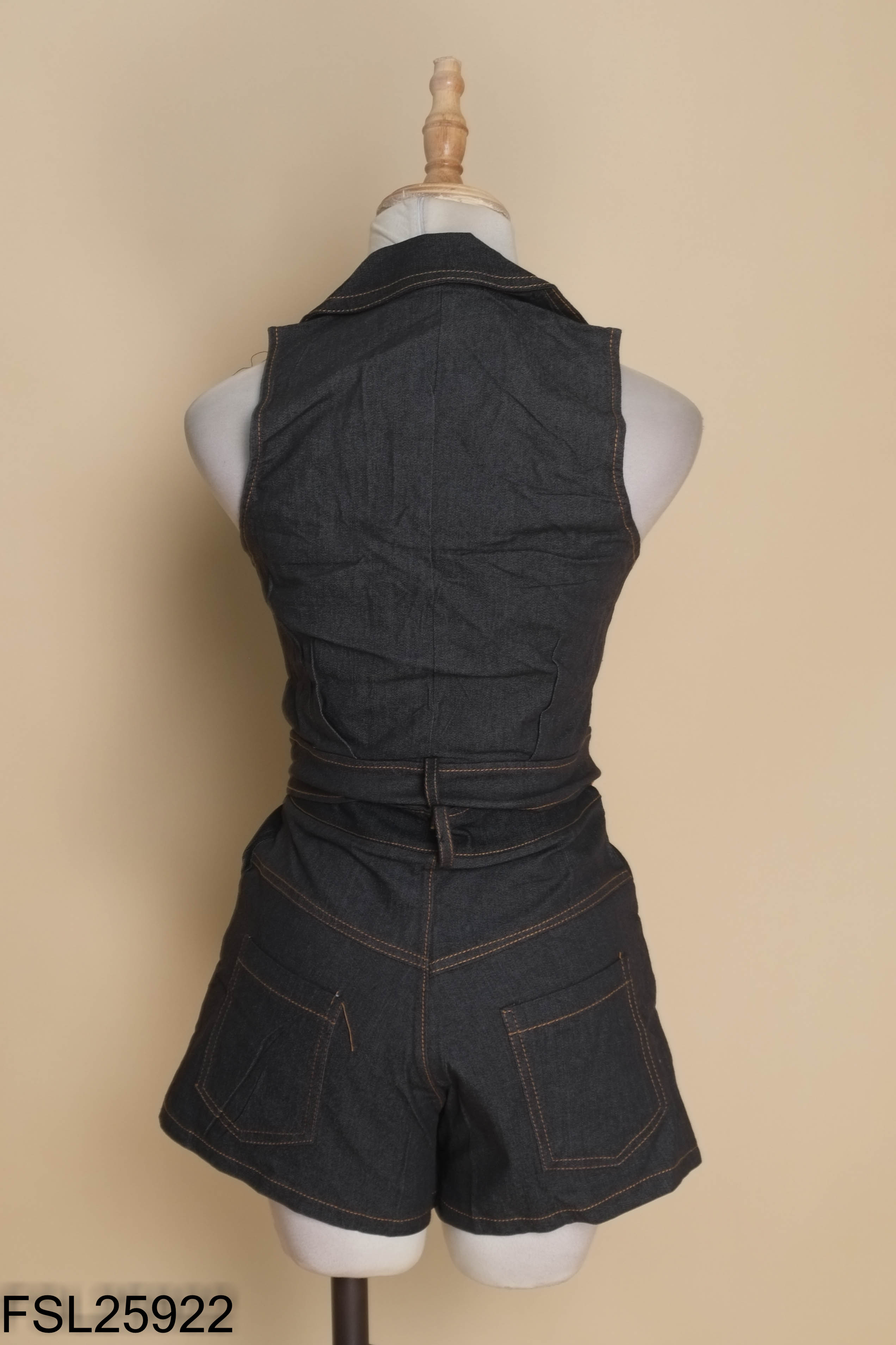 Set áo sát nách + quần short jean xám chỉ vàng