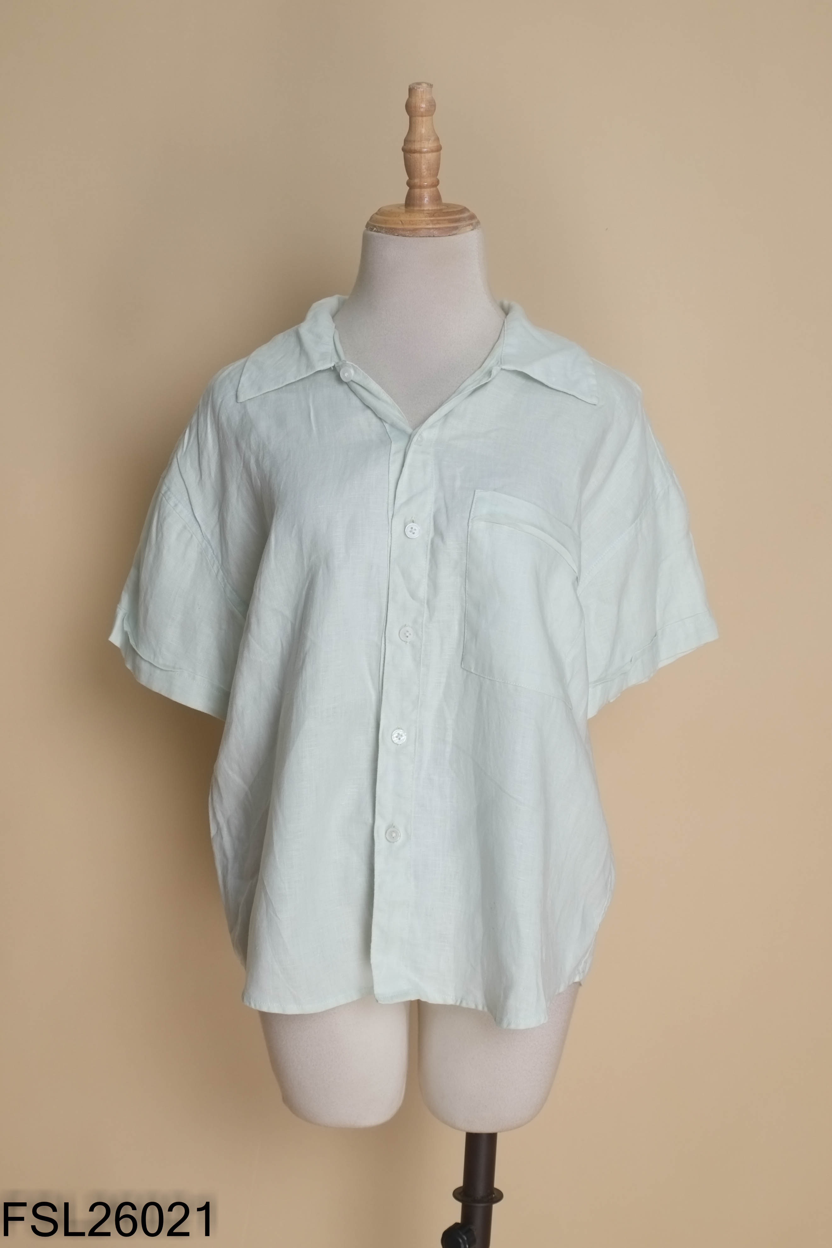Áo sơ mi xanh cộc tay