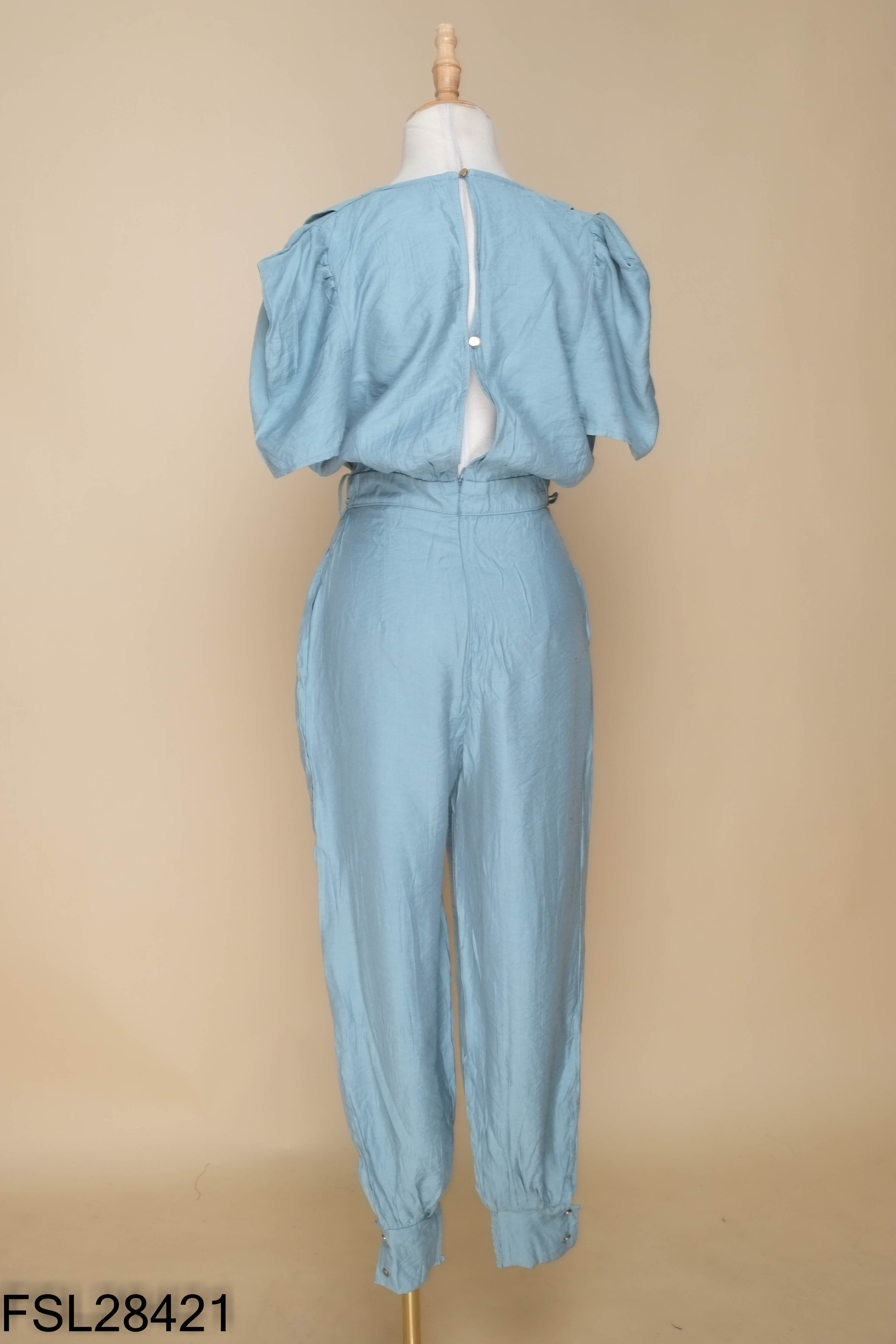 NEWTAG Jumpsuit xanh lá