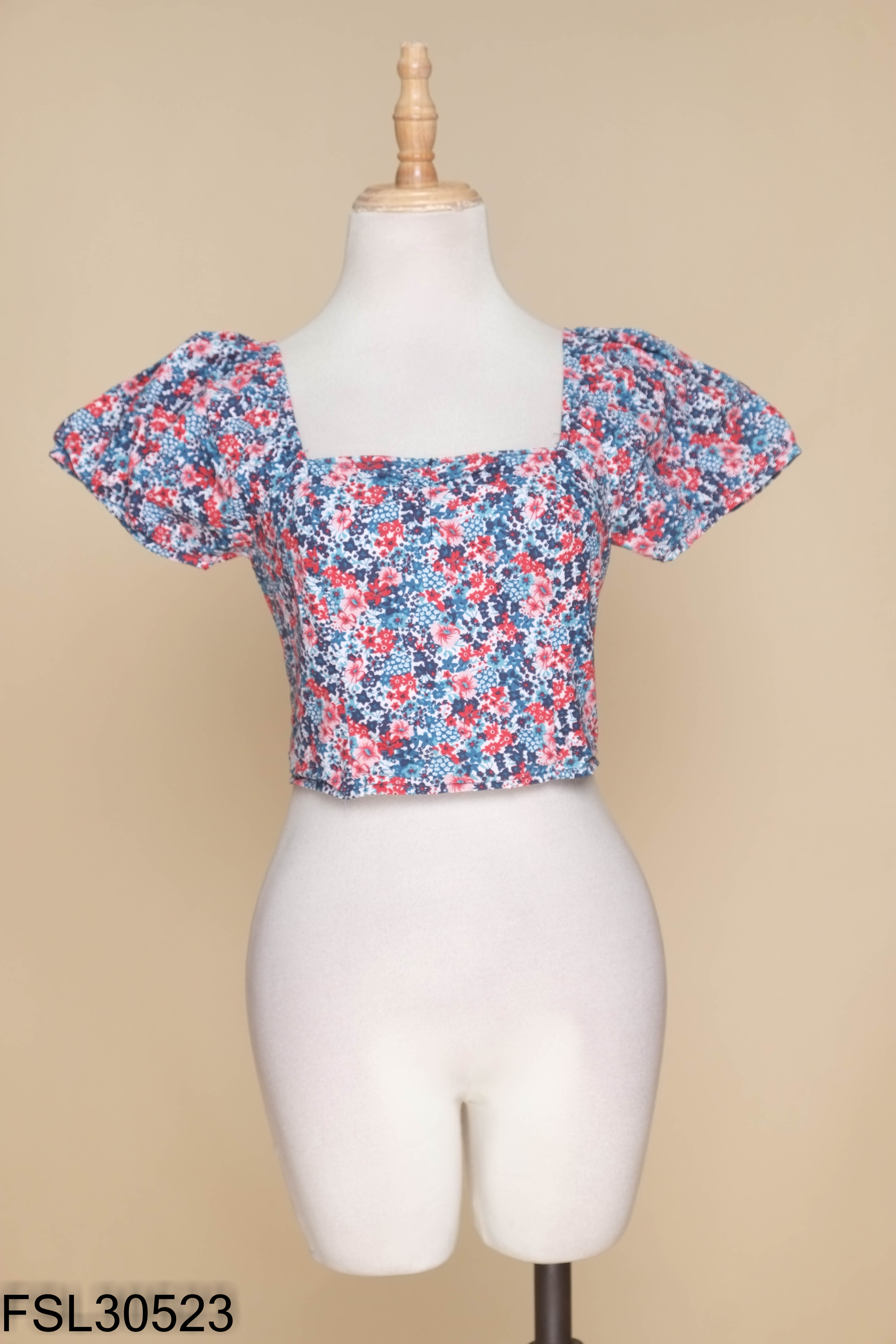 Áo croptop ADORE DRESS xanh phối nhiều màu
