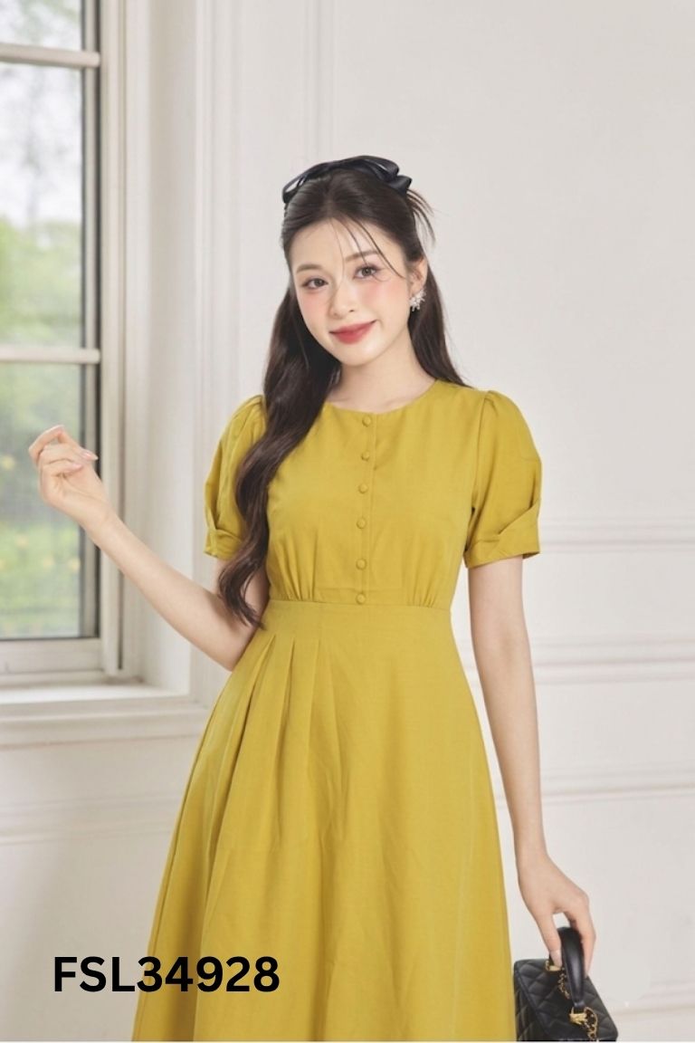 Váy VIGO vàng phối khuy
