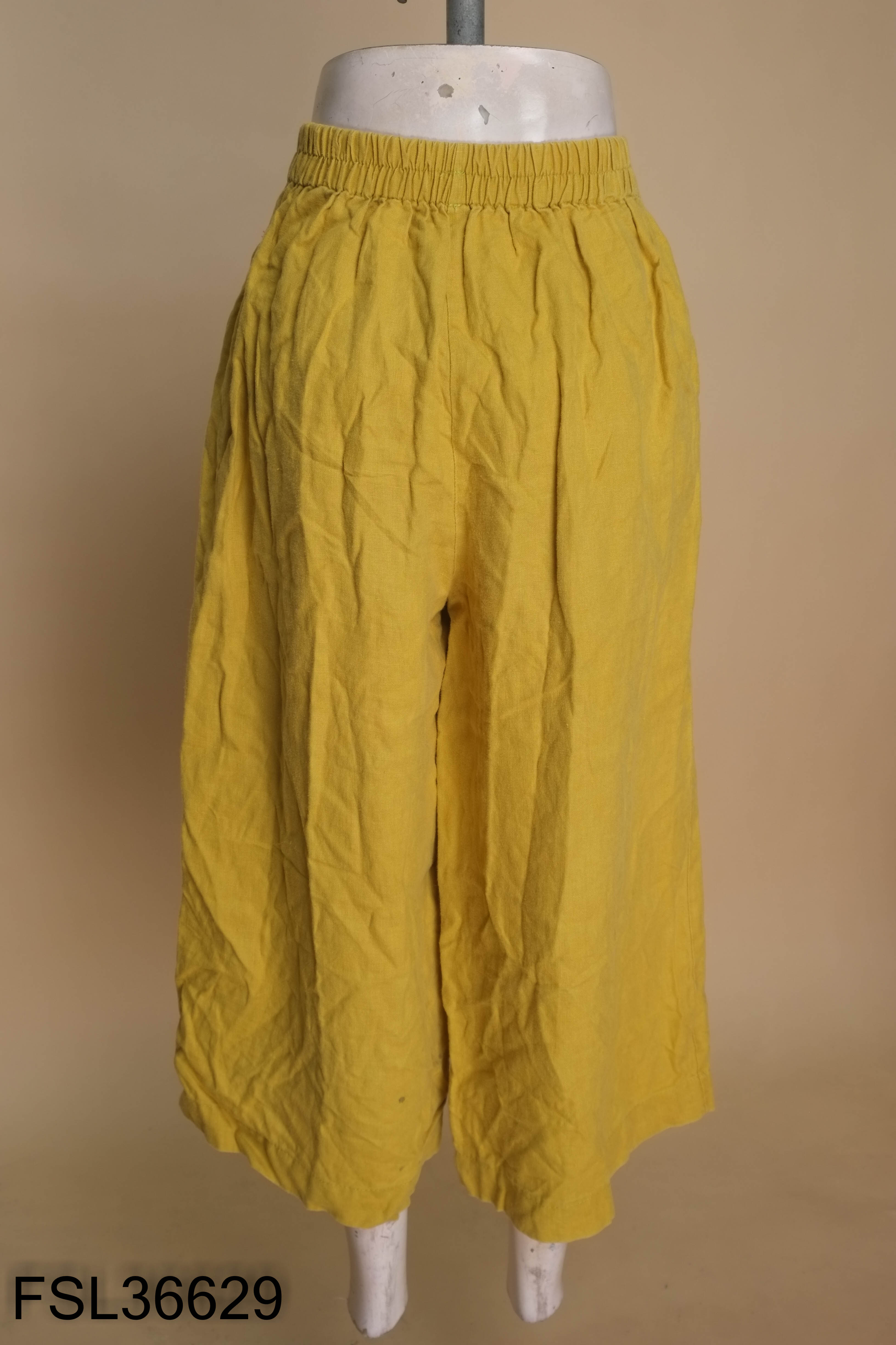 Quần culottes vàng trơn