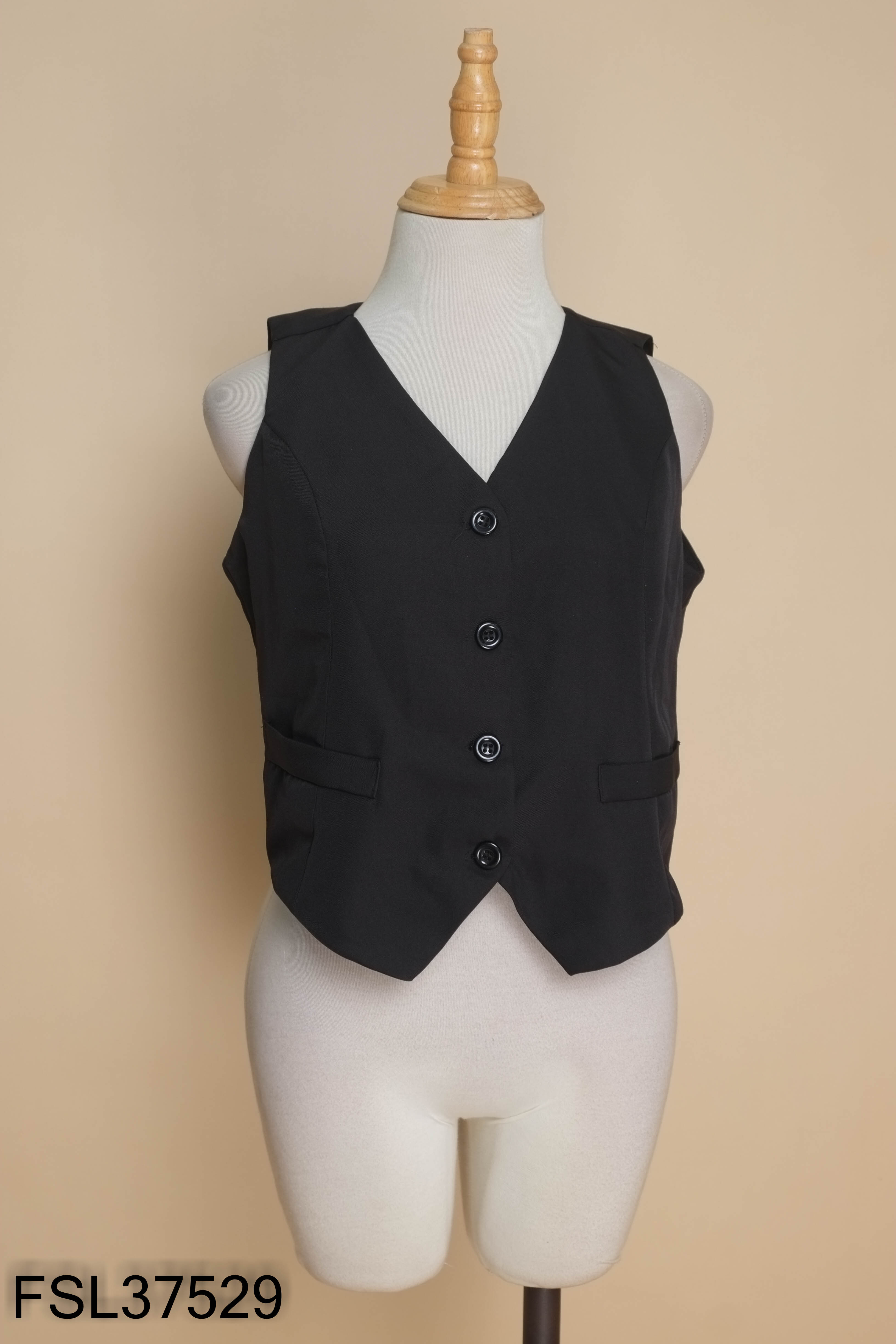 Áo vest đen croptop