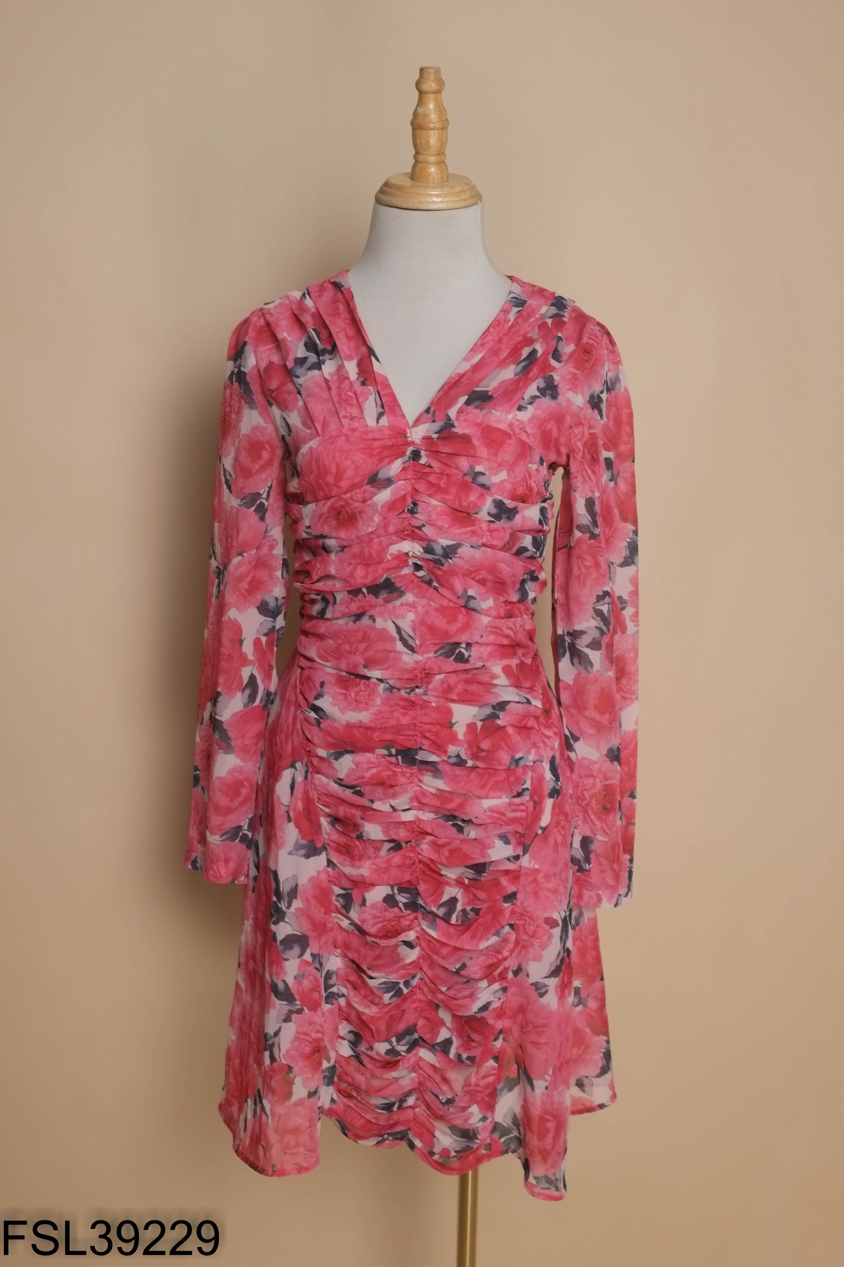 Váy CATE CLOTHING hoa rúm eo