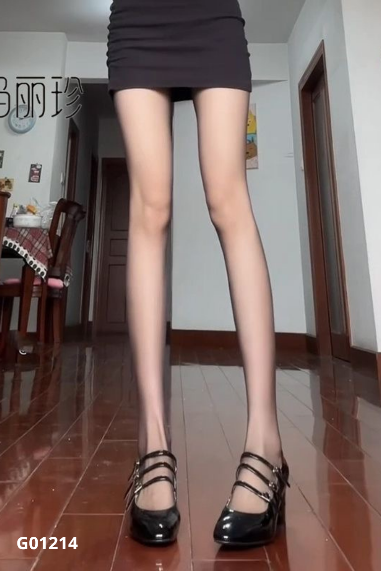 Giày cao gót đen bóng quai ngang