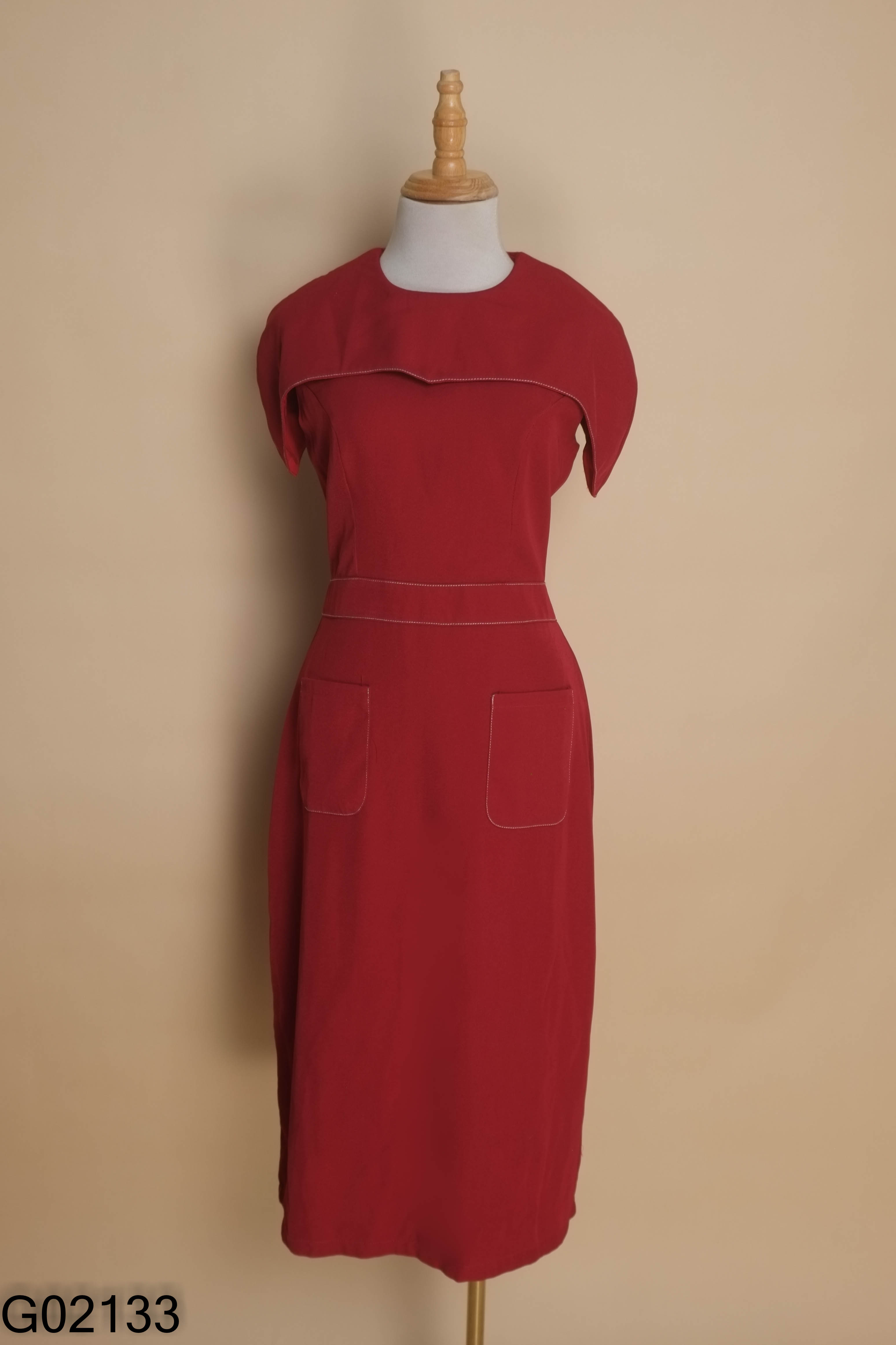 Váy đỏ chỉ trắng POMIE túi