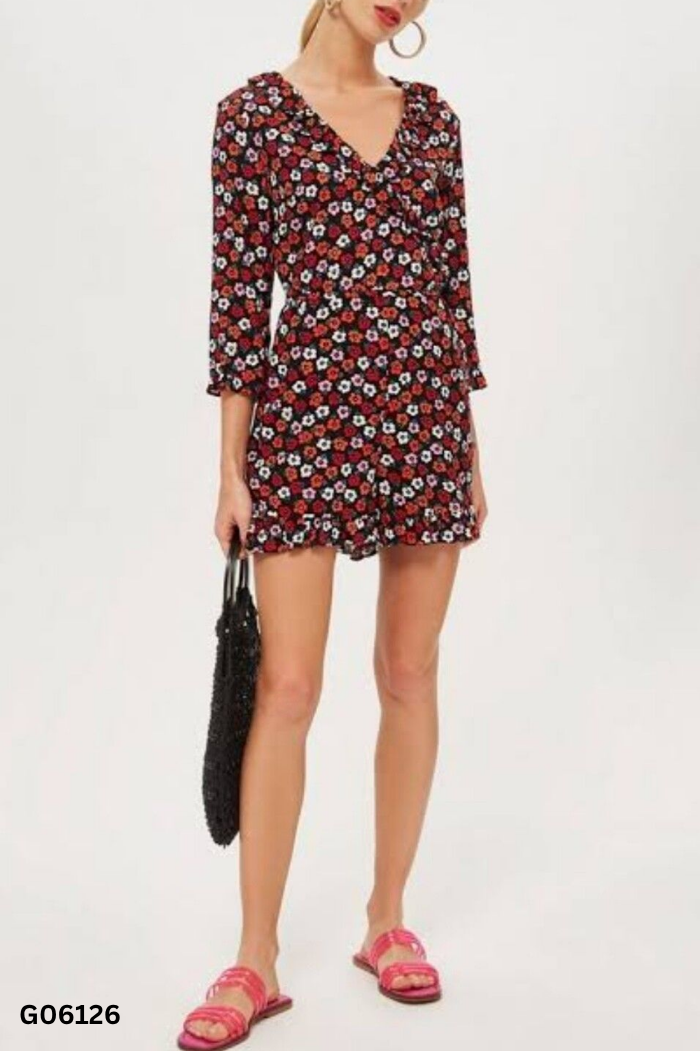 Váy TOPSHOP đen họa tiết hoa