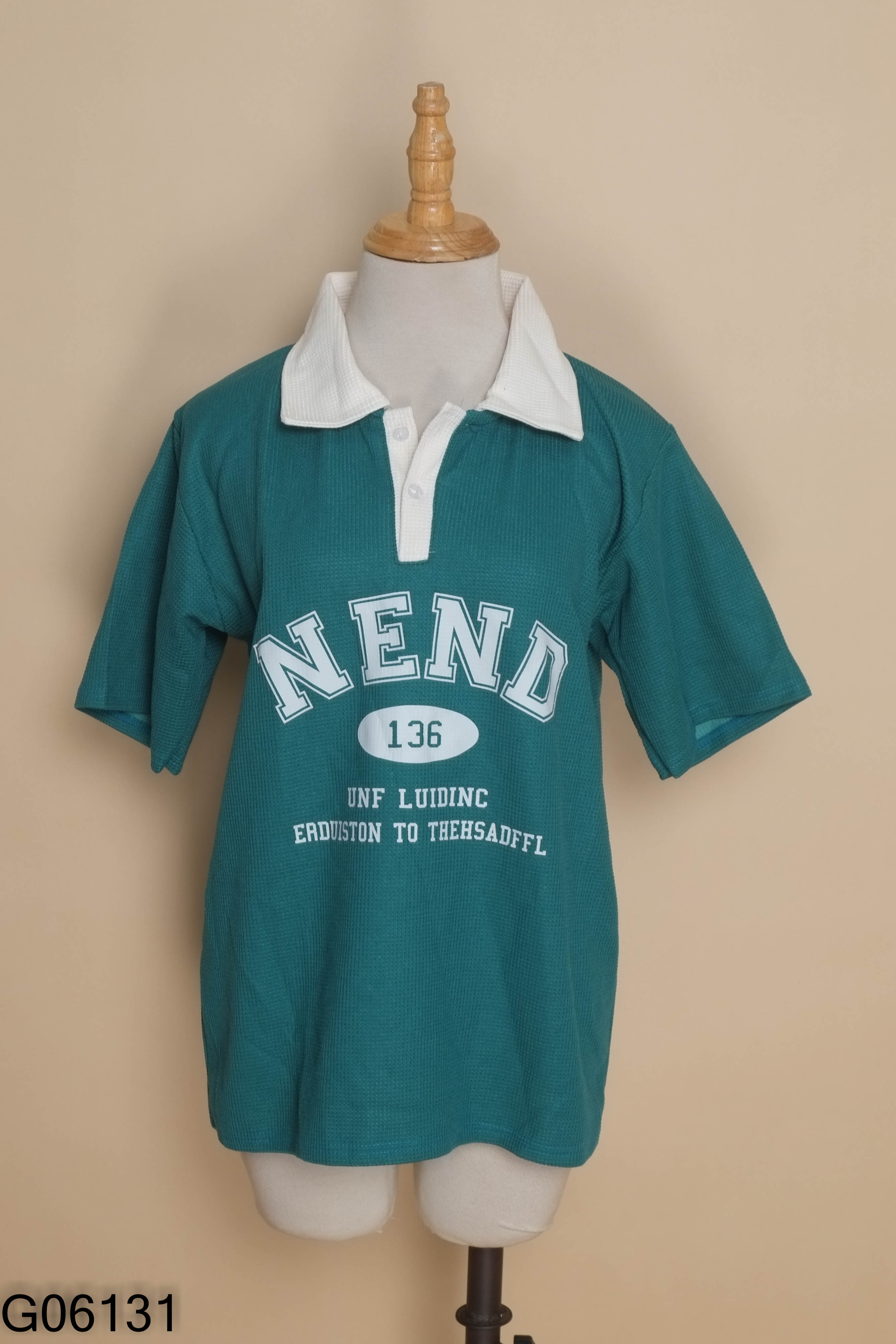 Áo polo xanh cổ be