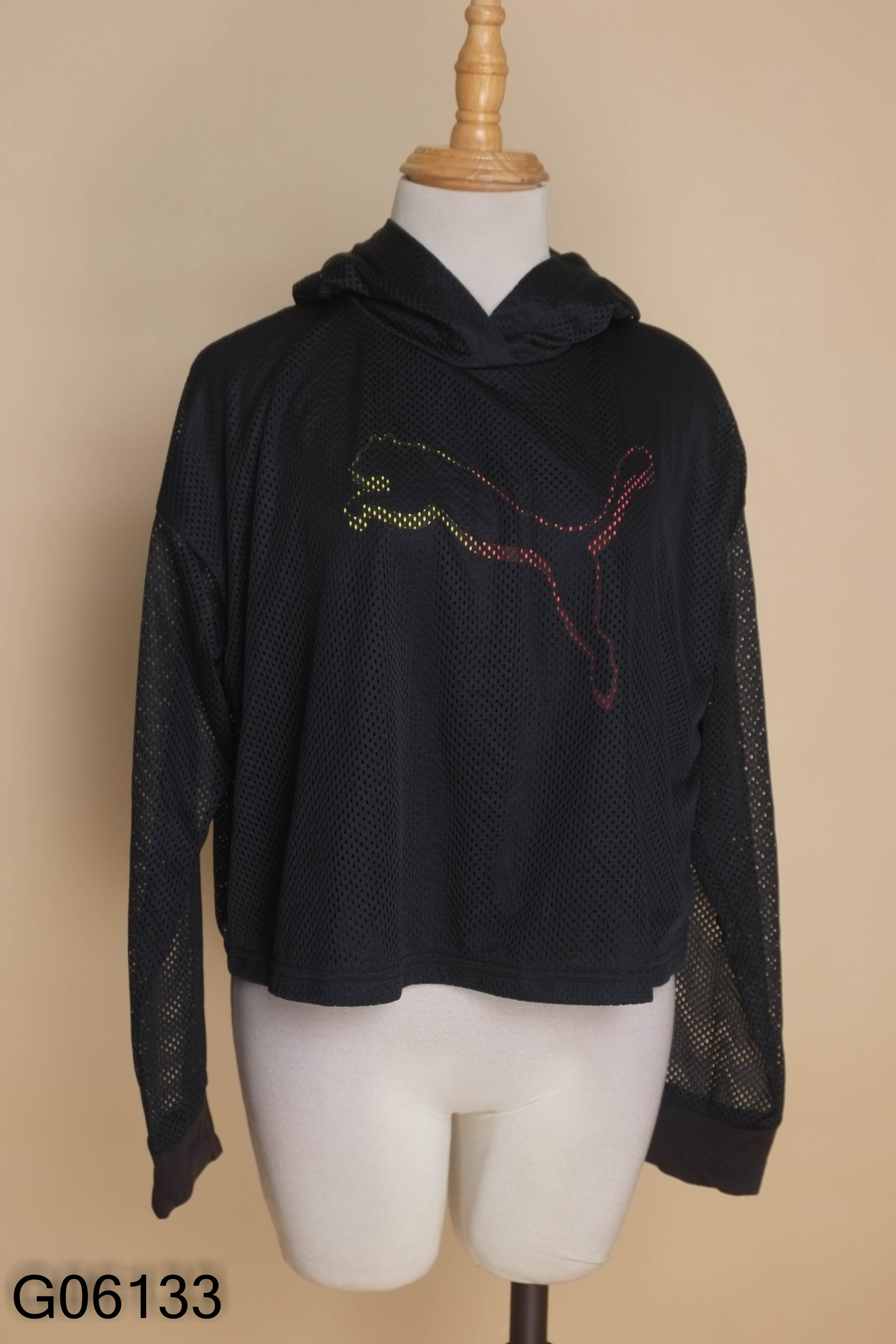 Áo hoddie lưới đen