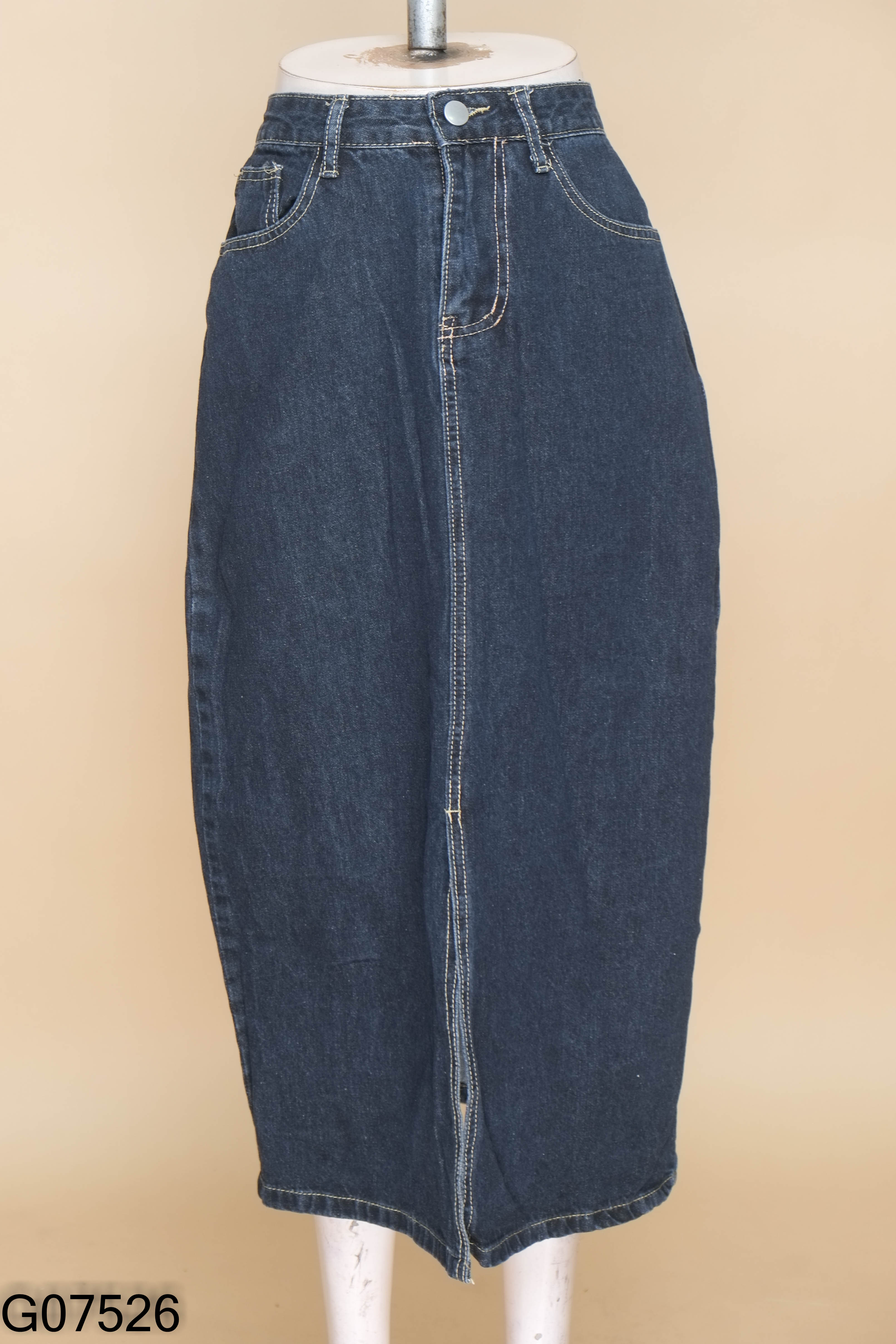 NEWTAG Chân váy jeans xanh đậm xẻ giữa