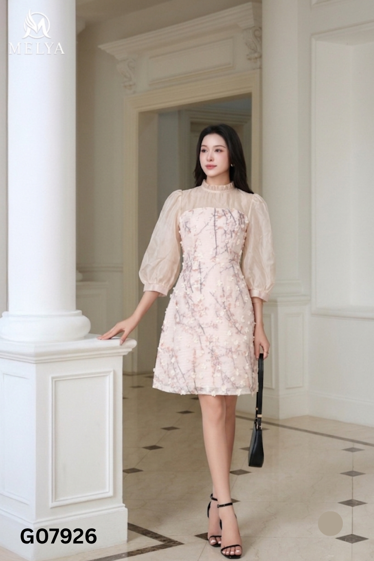 Váy be đính hoa phối voan