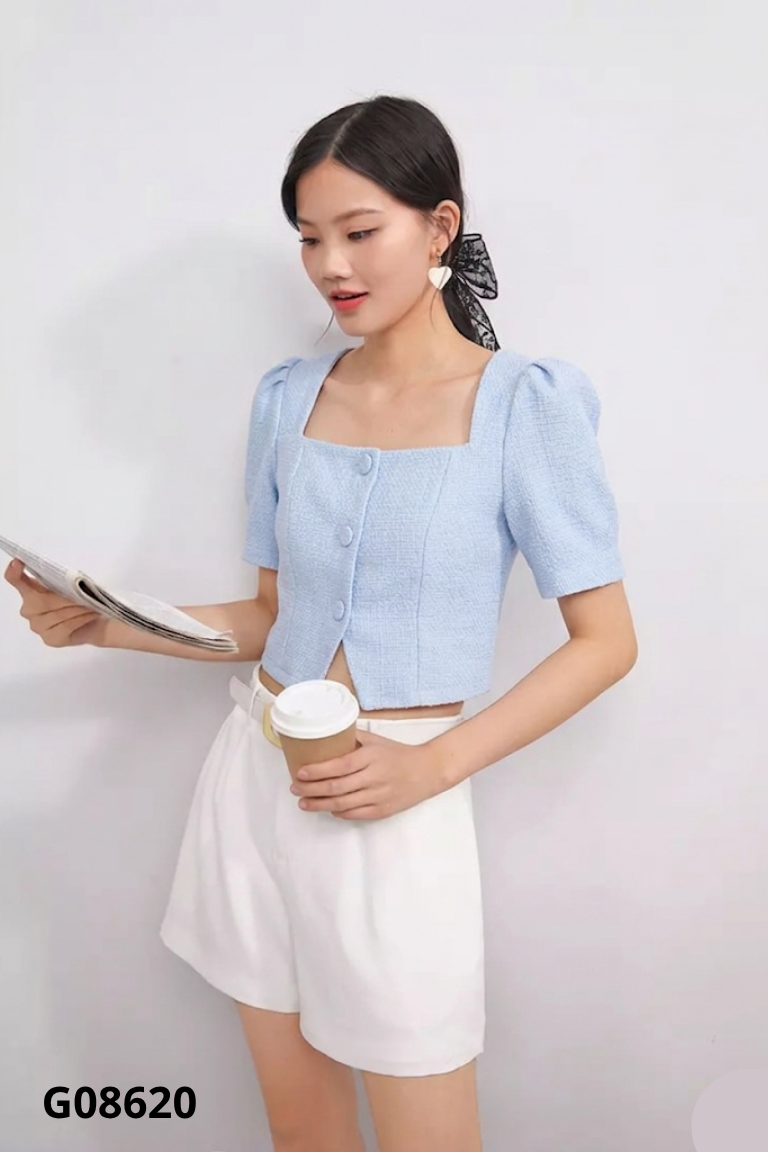 Áo xanh cổ vuông