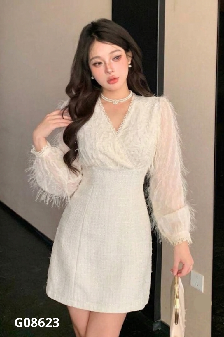 Váy be cổ V phối lông