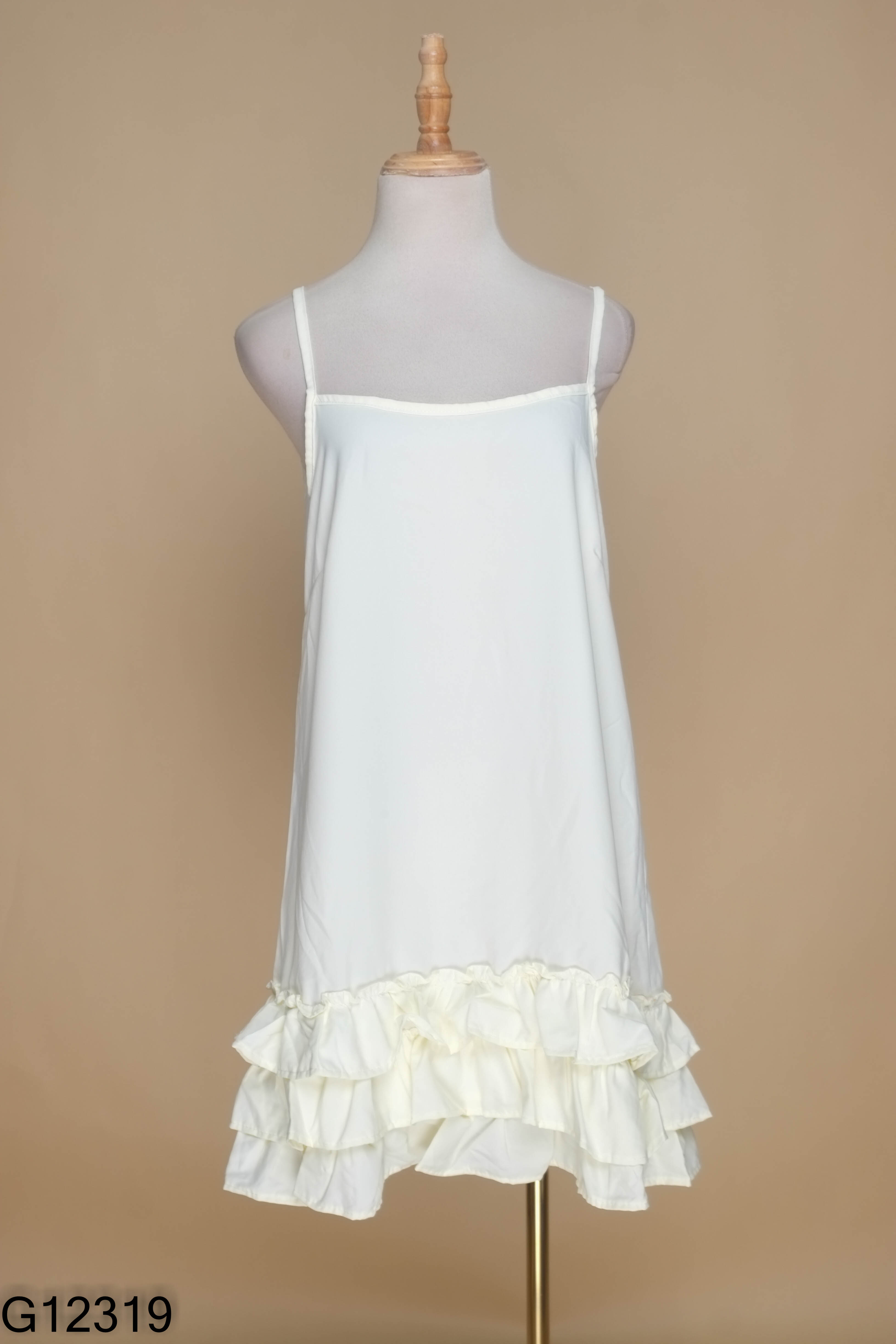 Set áo croptop + váy be hai dây