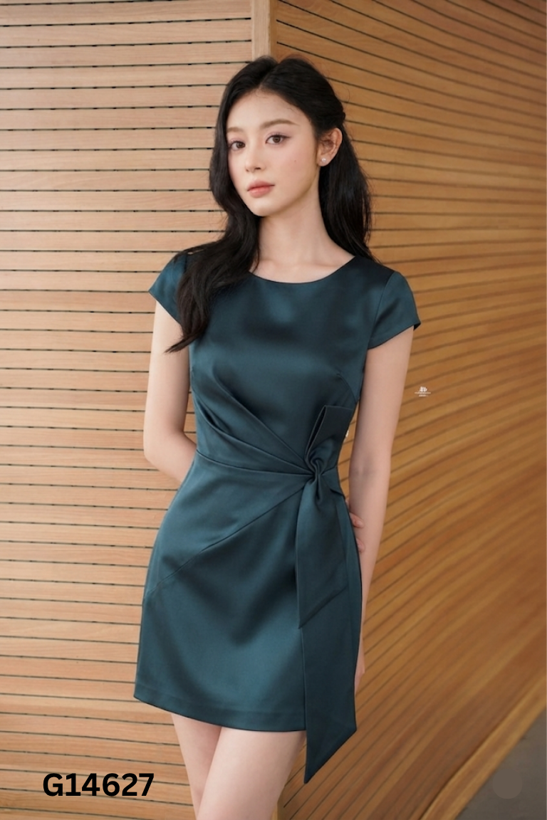 Váy QUYNH BOUTIQUE lụa xanh rêu