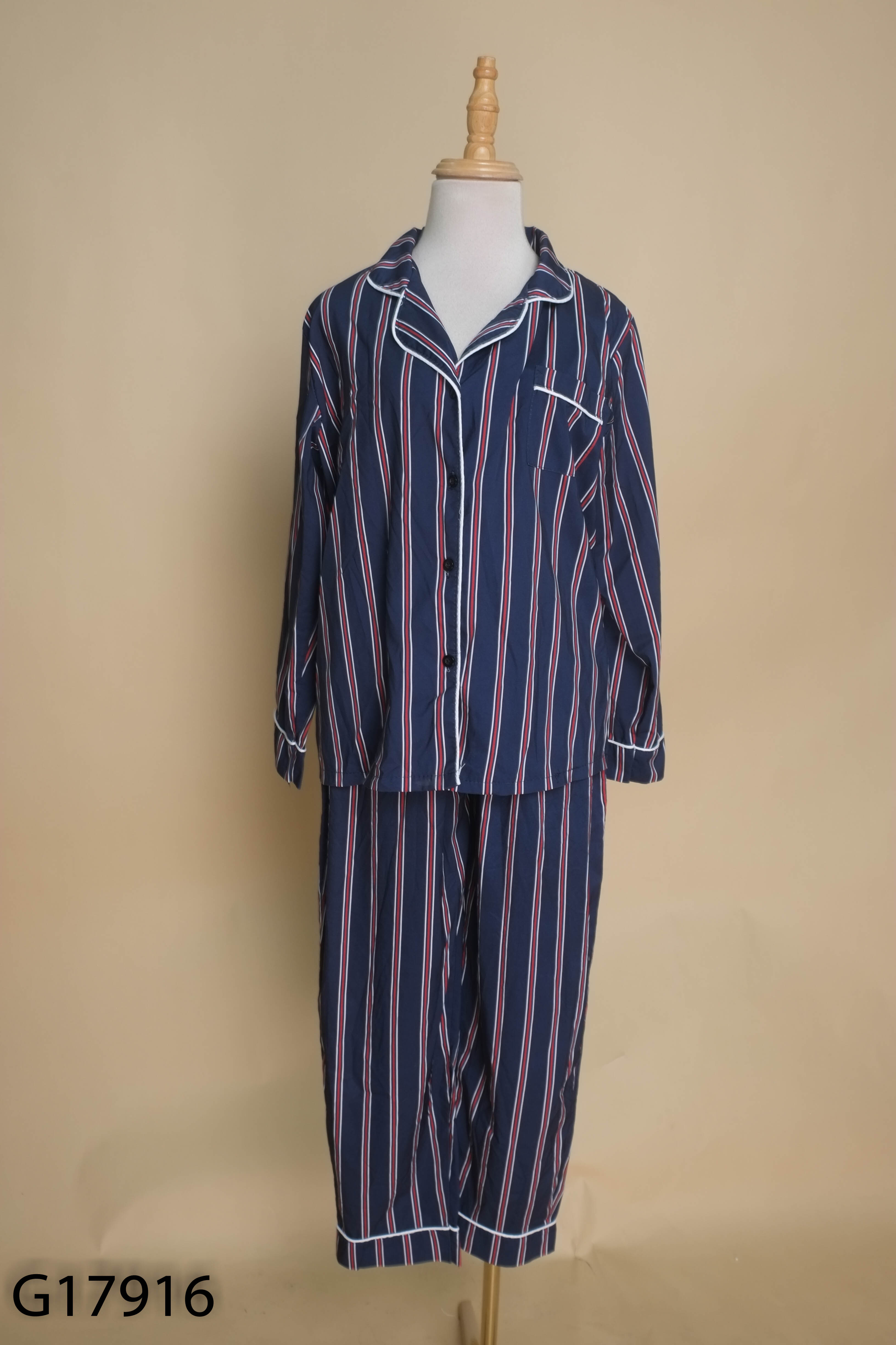 Set Pijama xanh kẻ đỏ