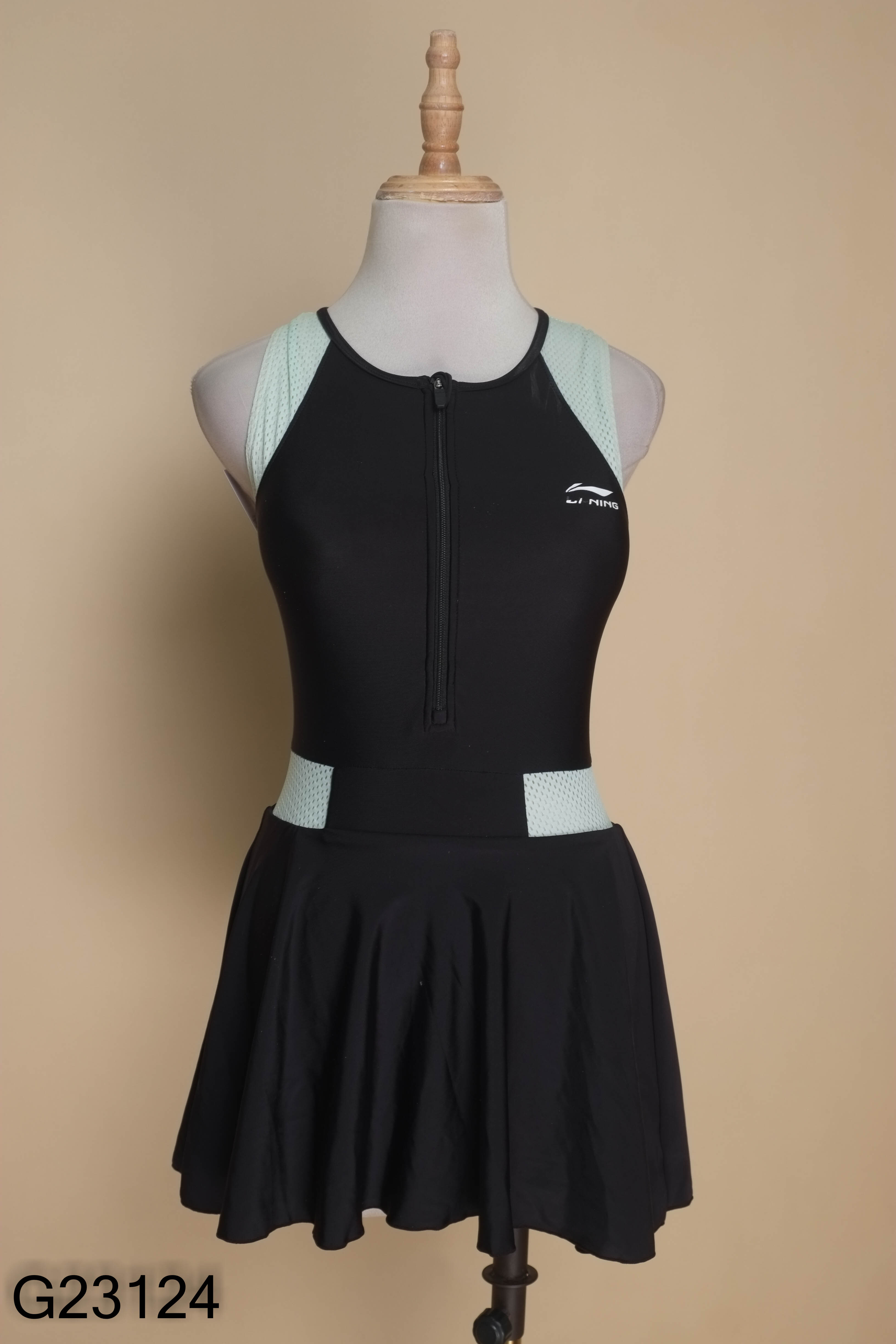 Váy tập đen LI-NING