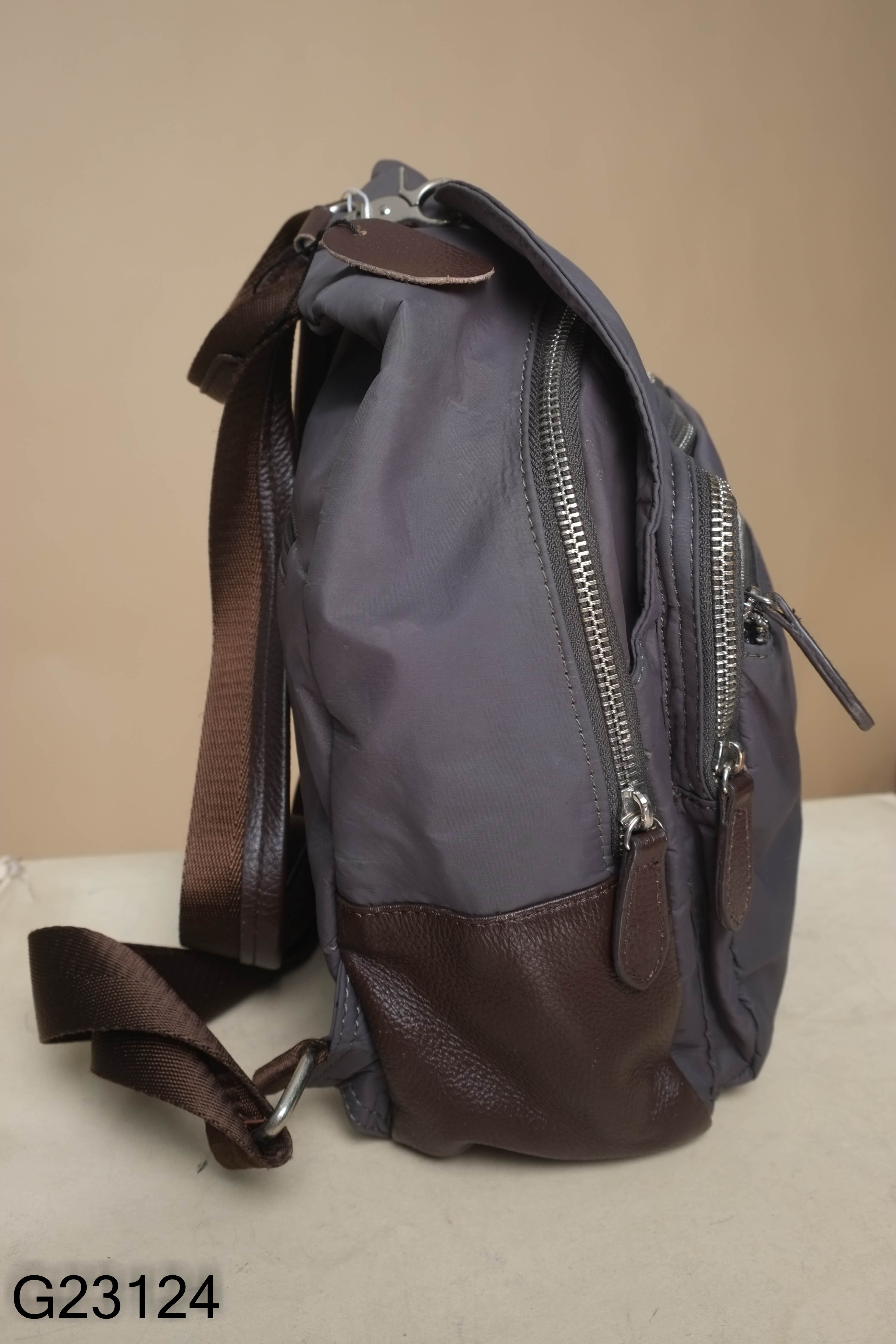 Balo mini xanh dây nâu