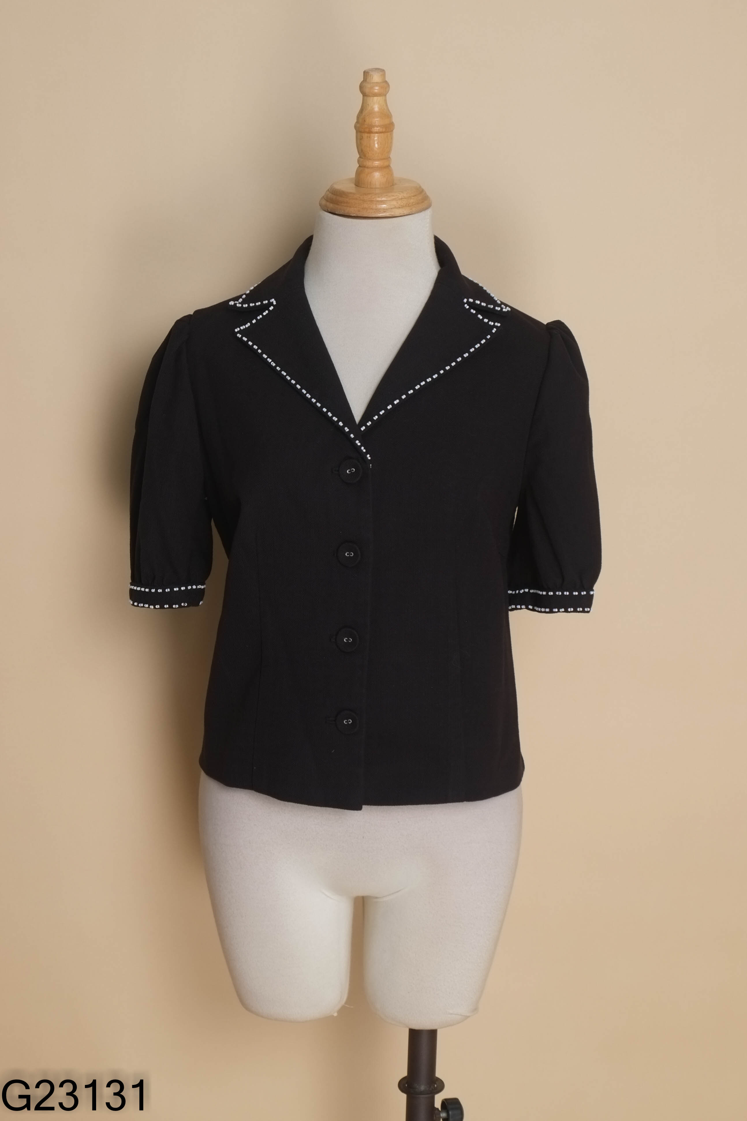Áo HONG VIC đen cổ vest