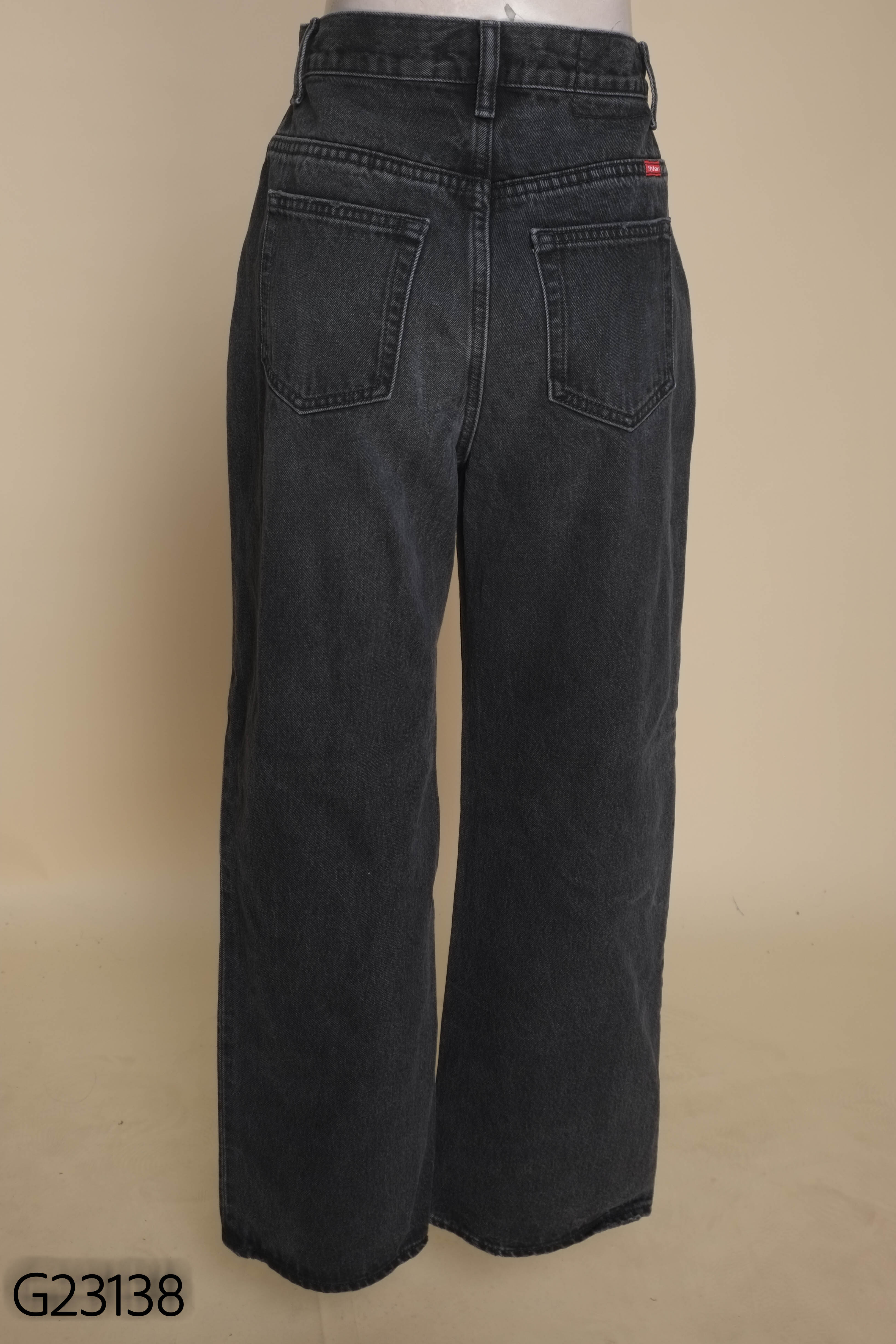 Quần jeans đen SLY JEANS